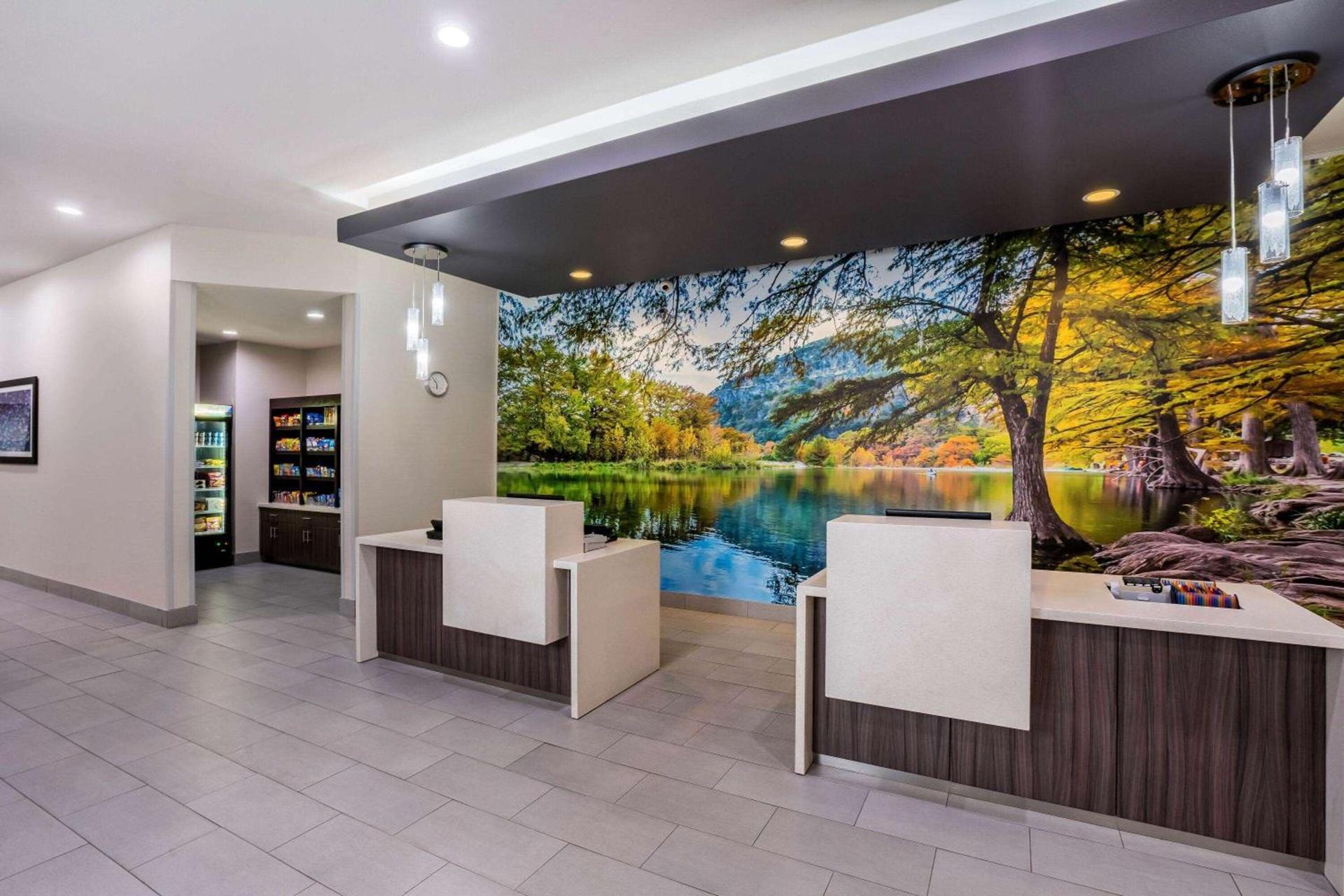 La Quinta by Wyndham Houston Cypress photo 8