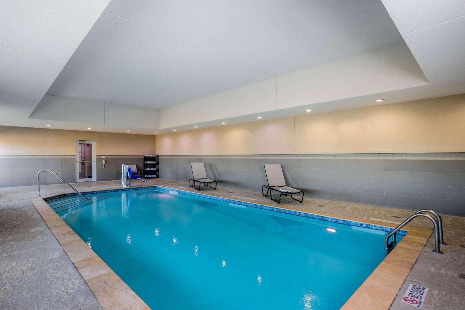 La Quinta by Wyndham Houston Cypress photo 9