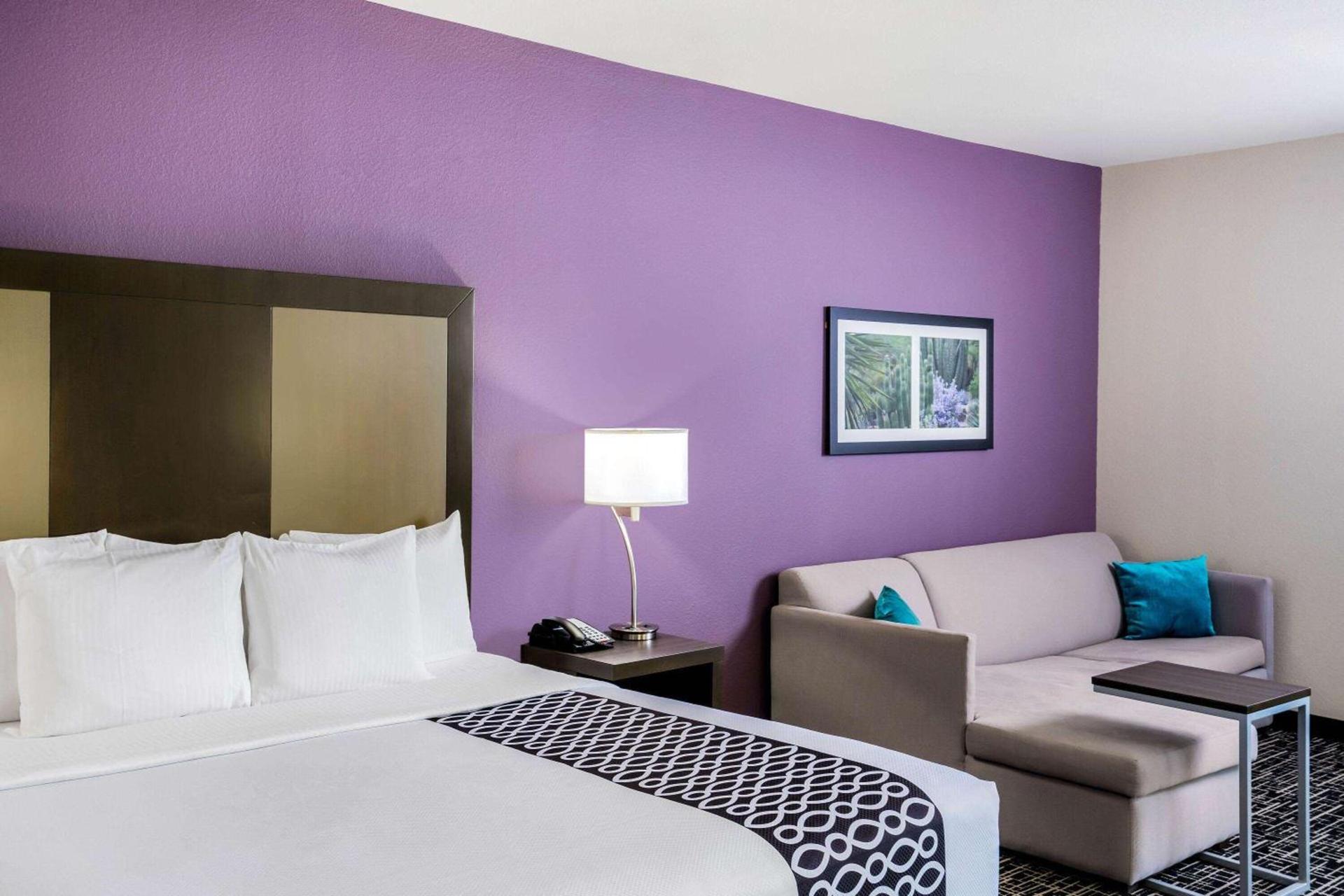 La Quinta by Wyndham Houston Cypress photo 16