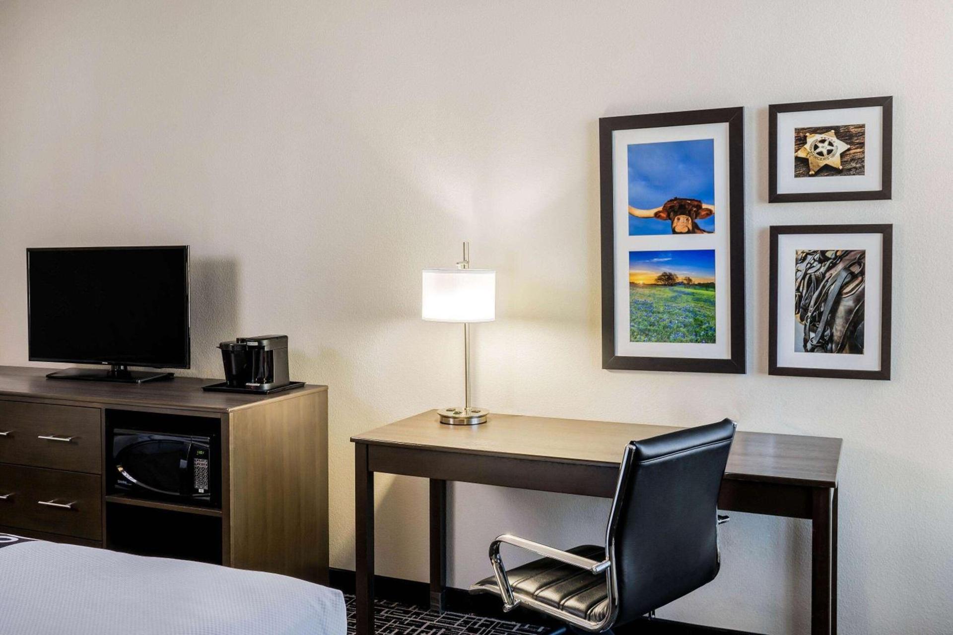 La Quinta by Wyndham Houston Cypress photo 21