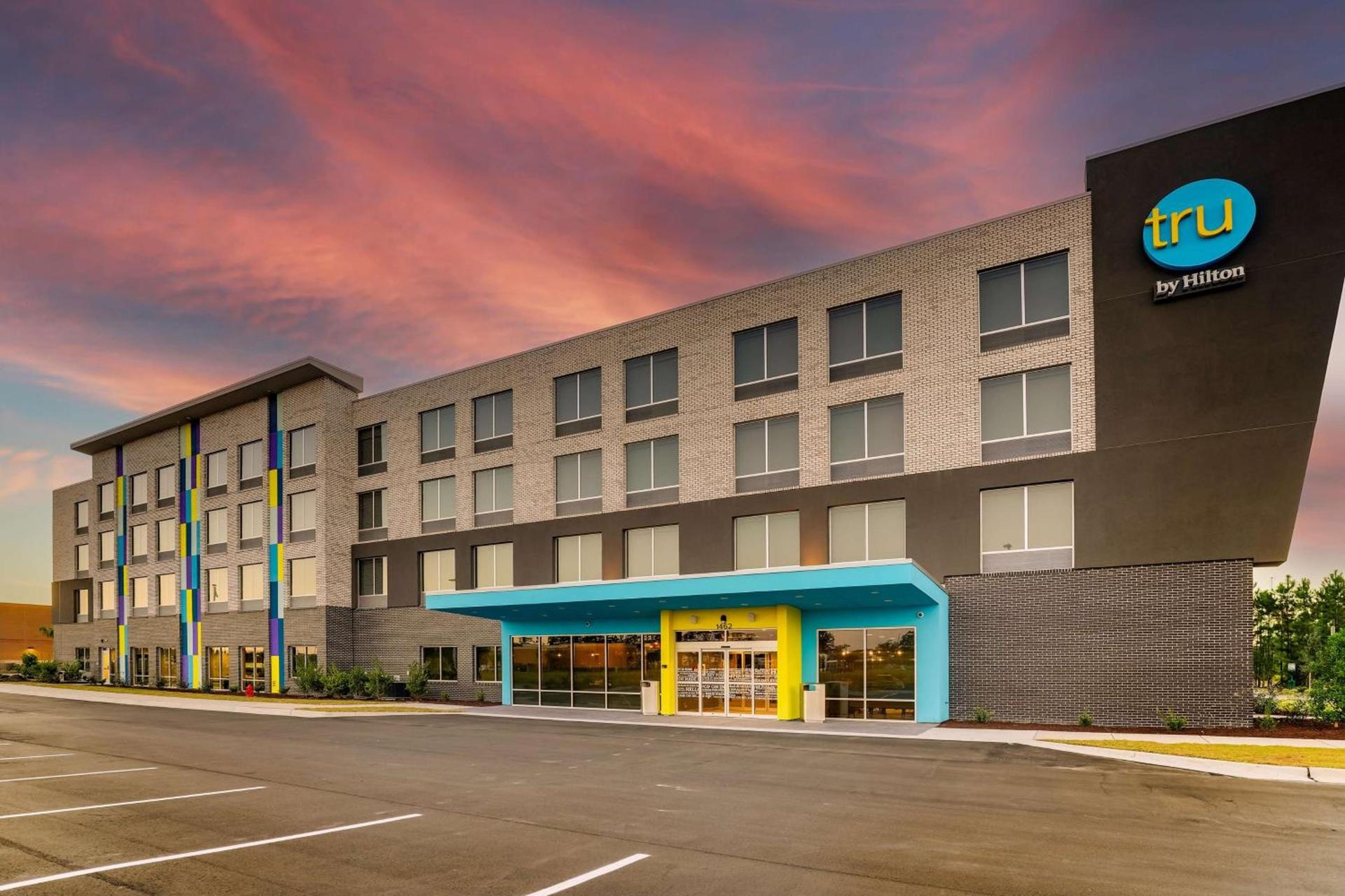 Tru By Hilton Leland Wilmington photo 6