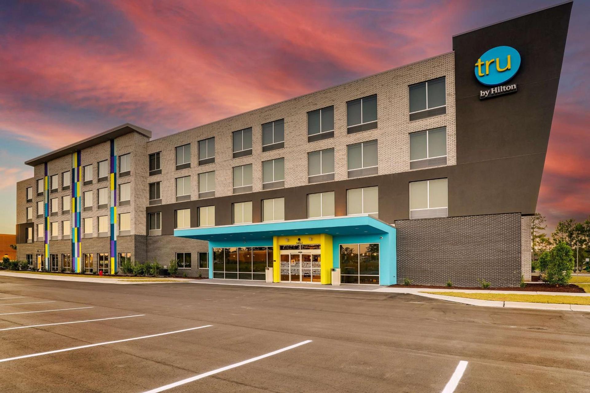 Tru By Hilton Leland Wilmington photo 7