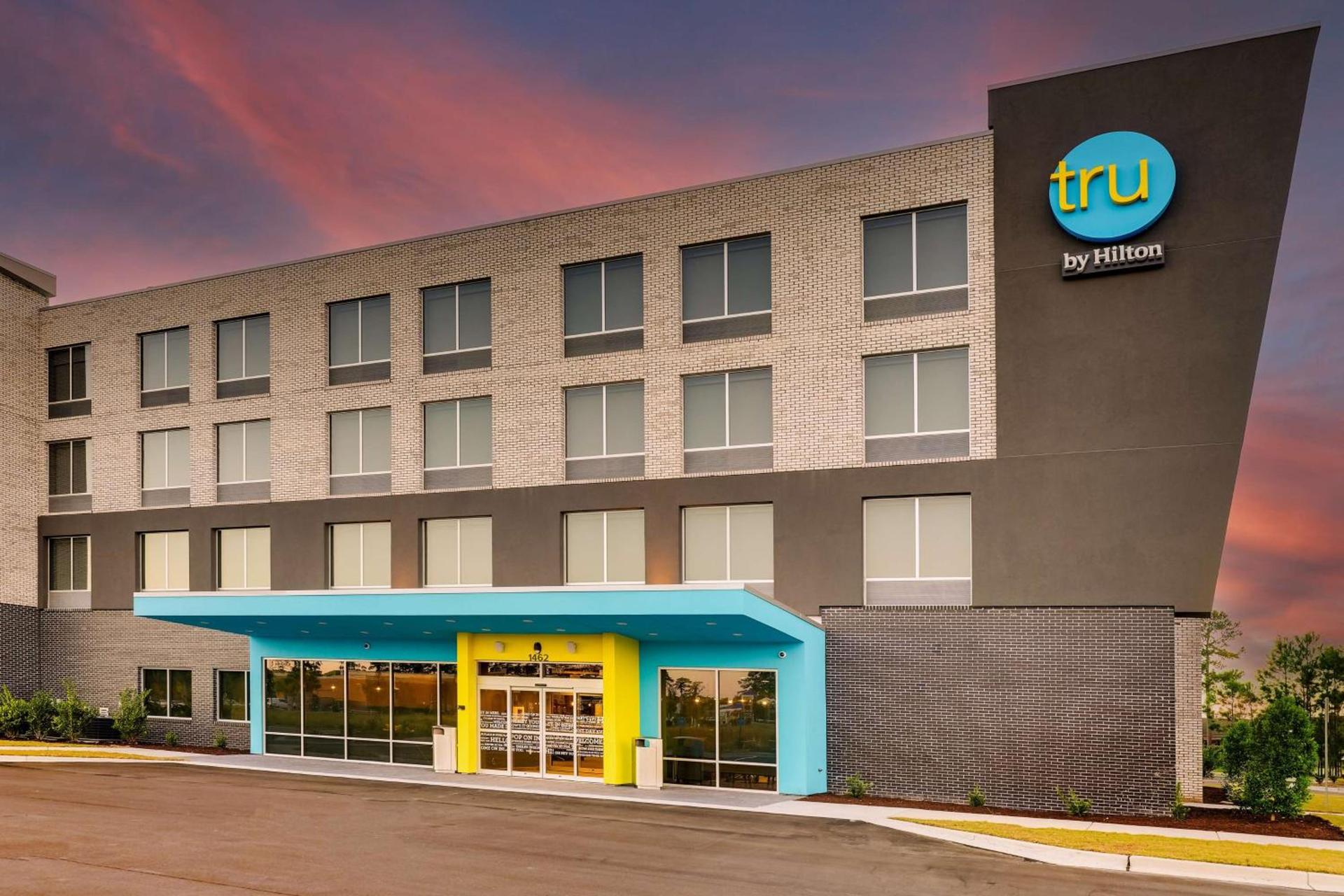 Tru By Hilton Leland Wilmington photo 10