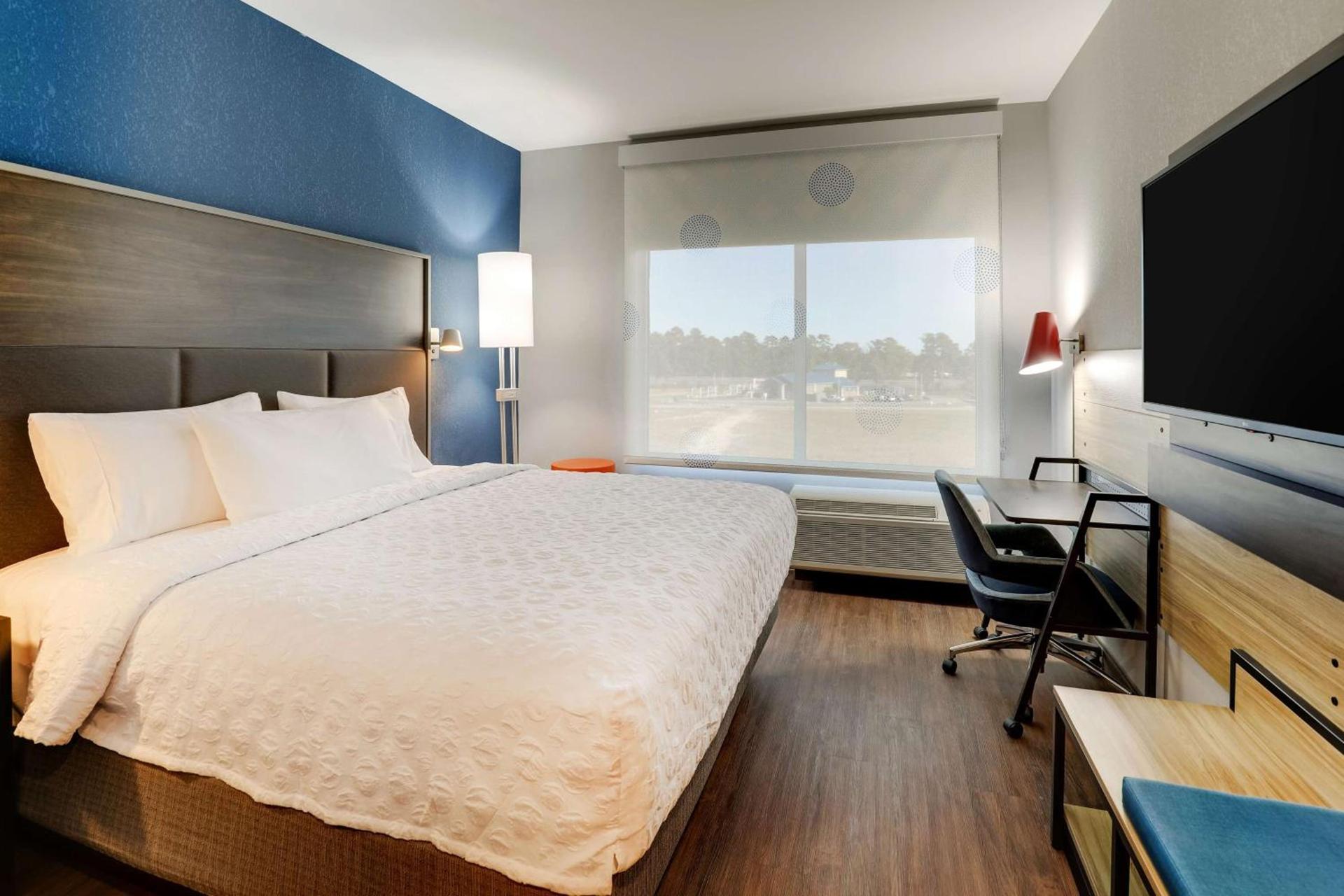 Tru By Hilton Leland Wilmington photo 22