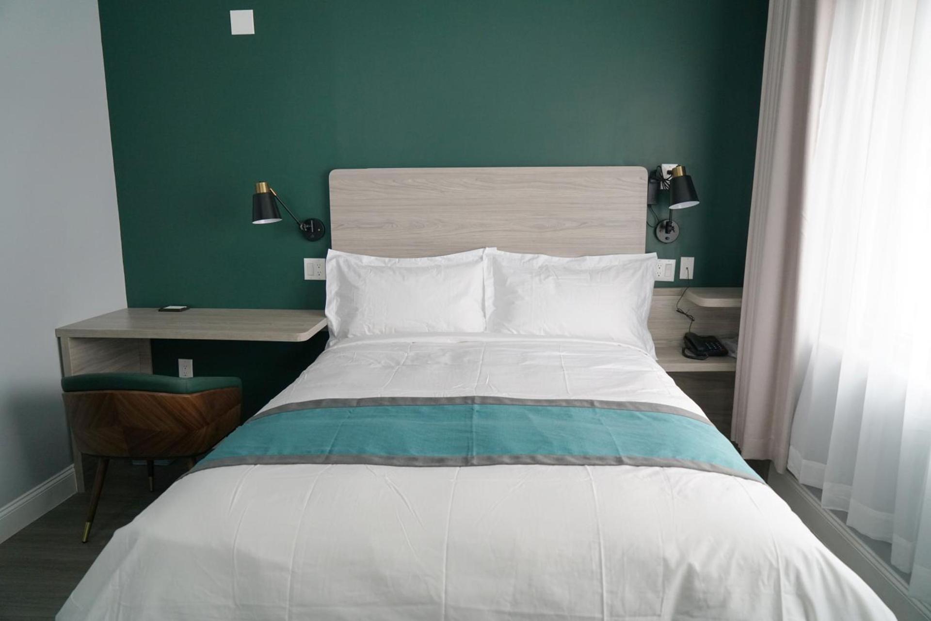Starlight Hotel Near LGA Airport photo 35