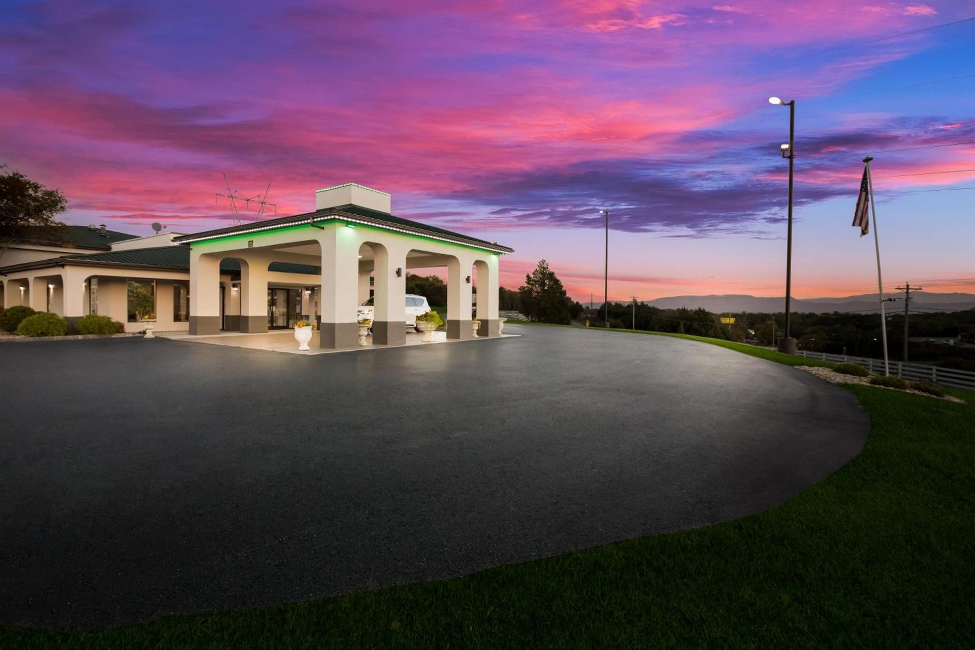 Quality Inn Dandridge photo 3