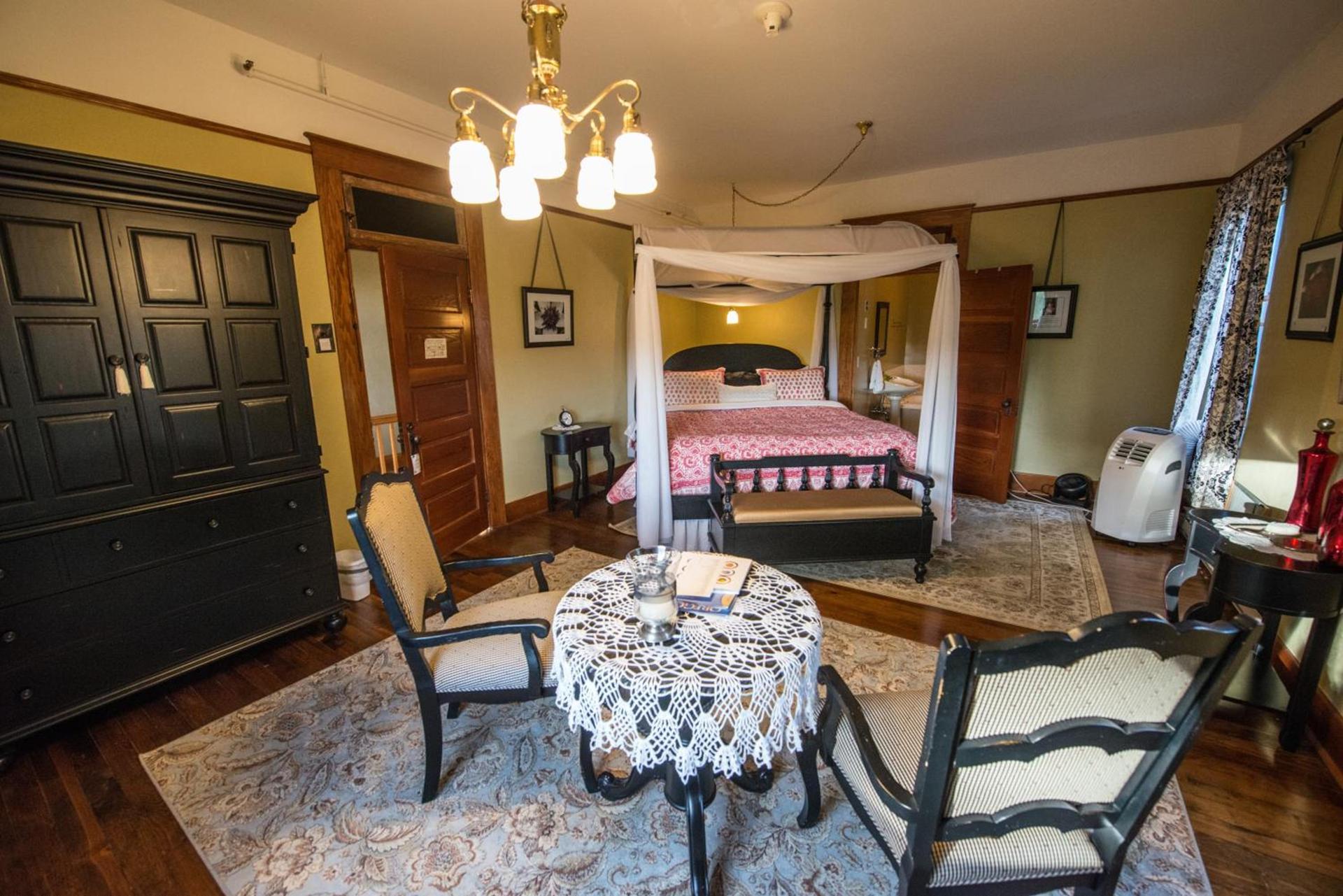 Balch Hotel photo 19