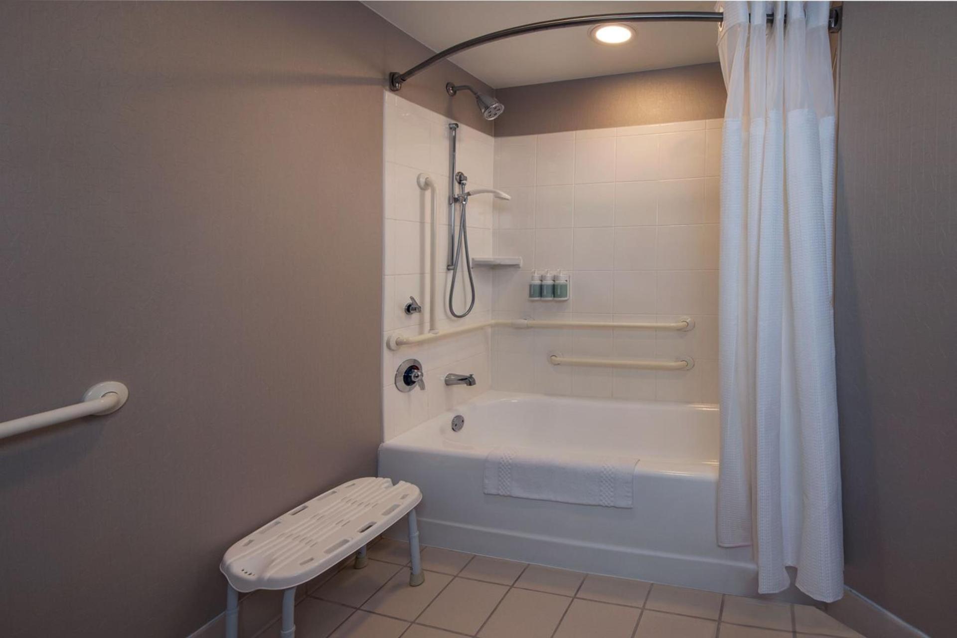 SpringHill Suites Hagerstown photo 19