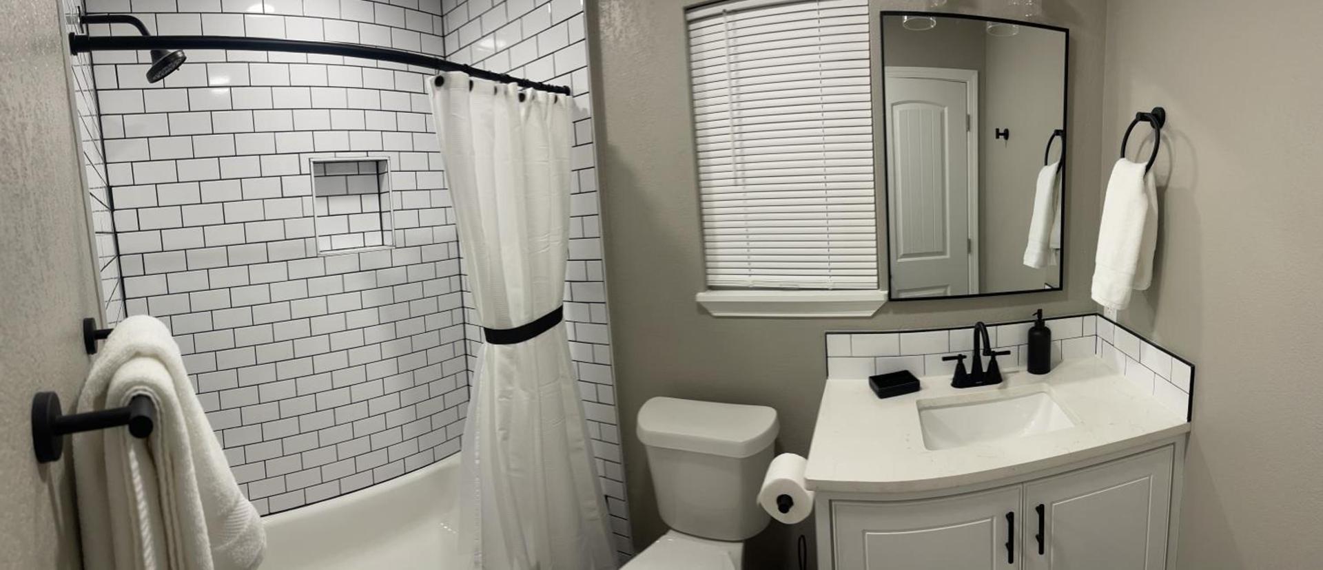 Apt 2- High Plains Lodge at Nomad Landing photo 11