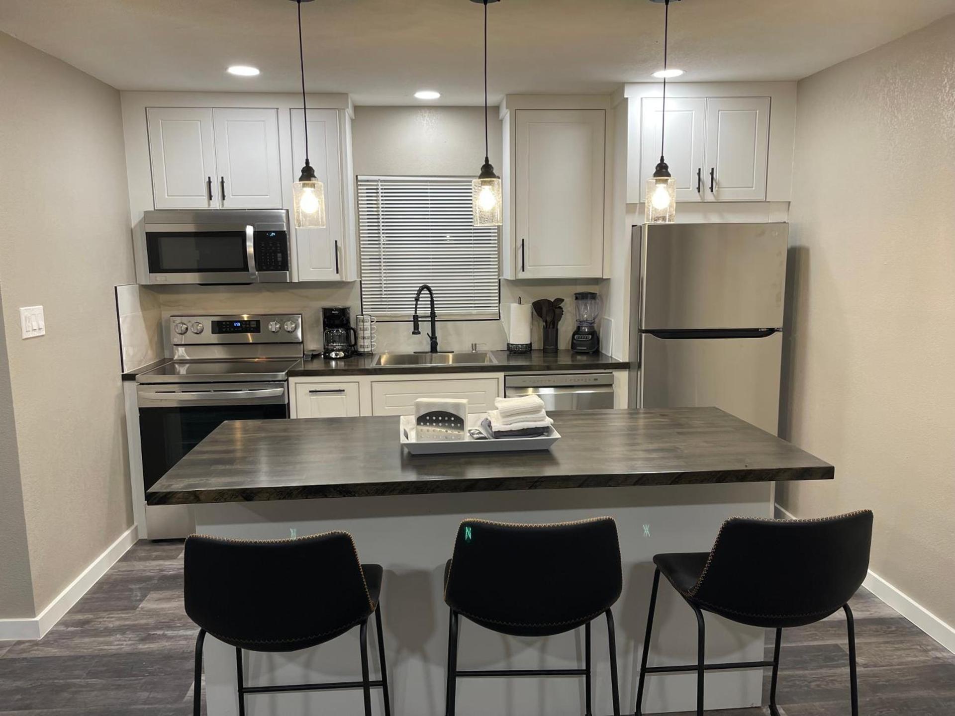 Apt 2- High Plains Lodge at Nomad Landing photo 7