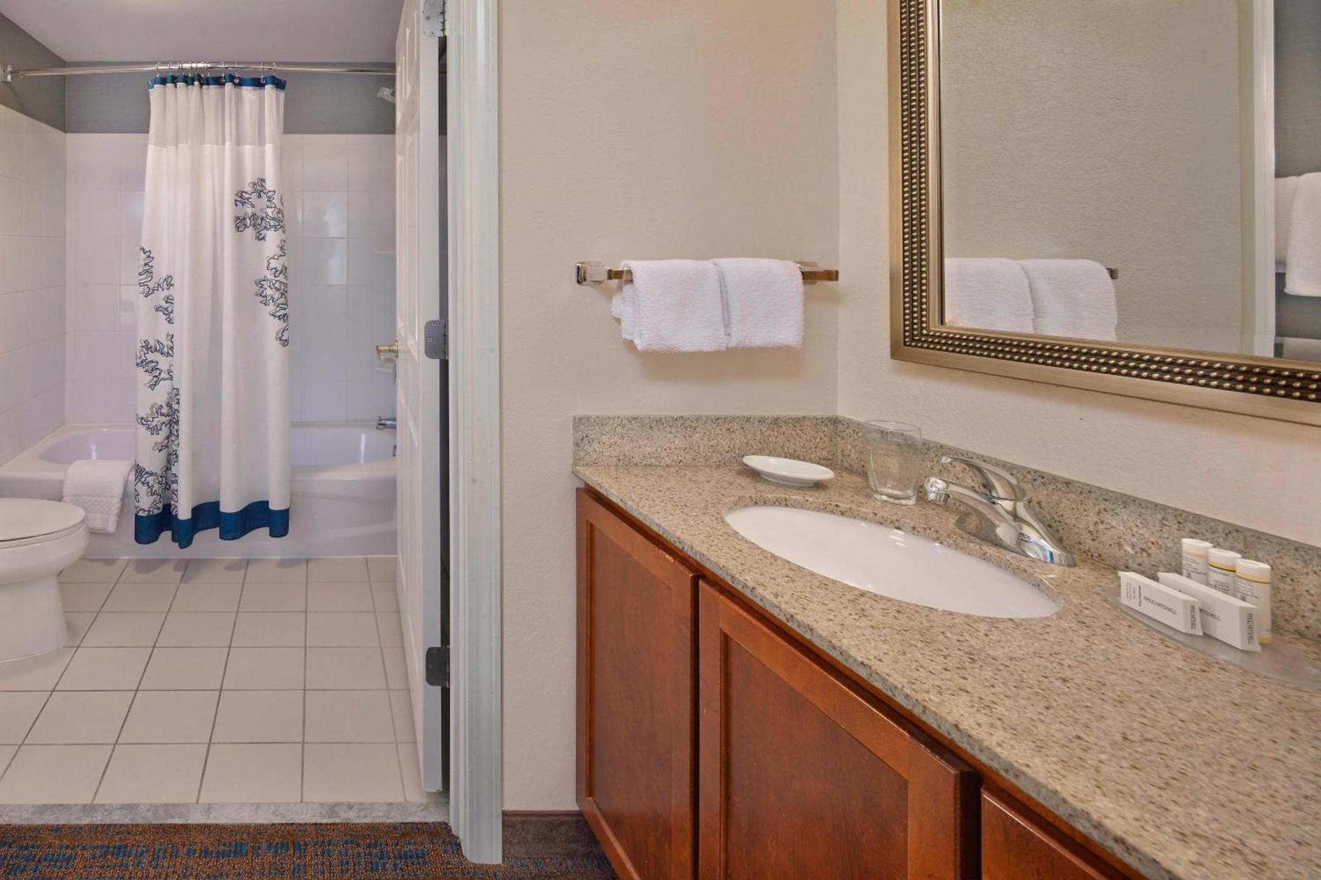 Residence Inn Hartford Avon photo 16