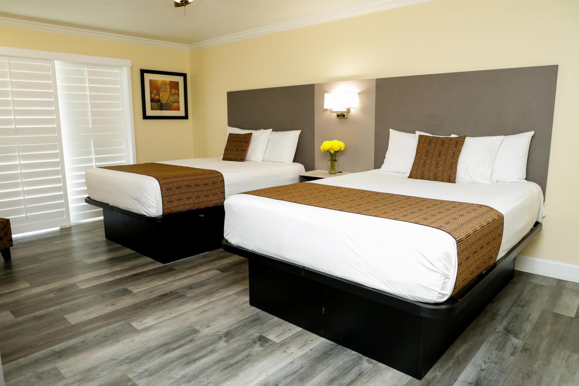 Silver Surf Motel photo 6