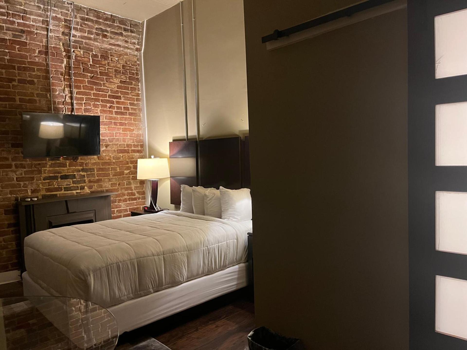 The Skylight Hotel photo 7