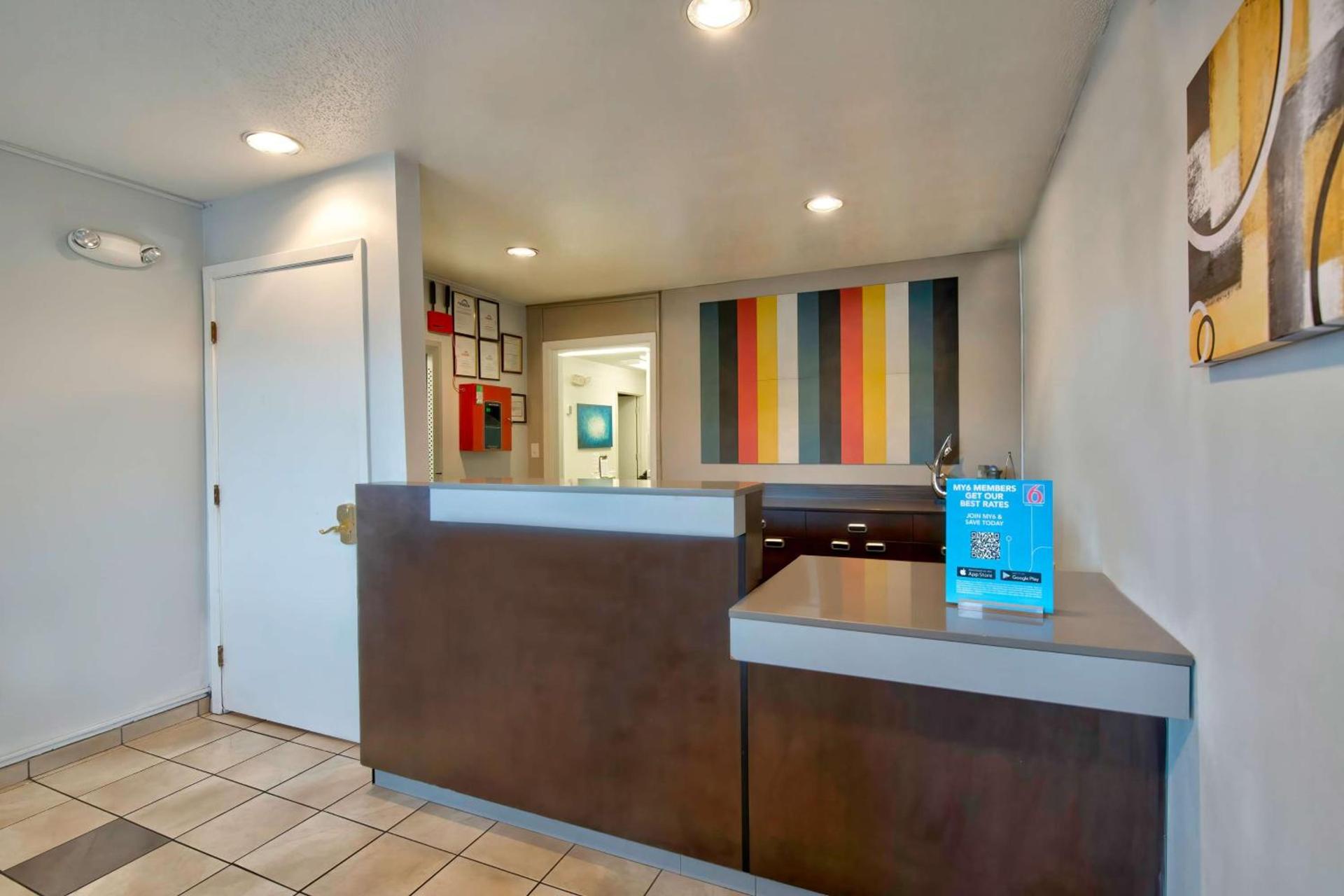 Studio 6 Extended Stay - Pascagoula, MS photo 2