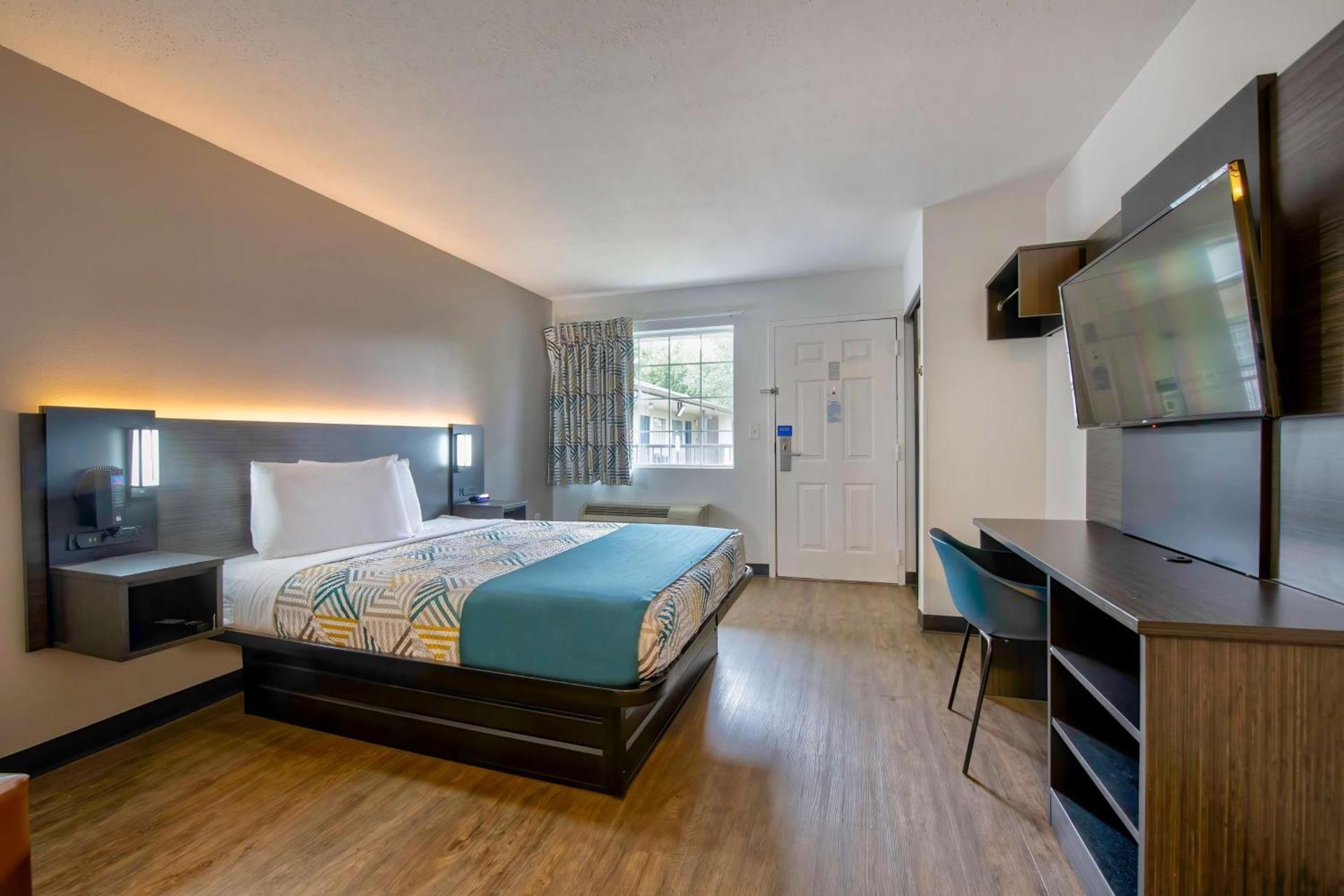 Studio 6 Extended Stay - Pascagoula, MS photo 15