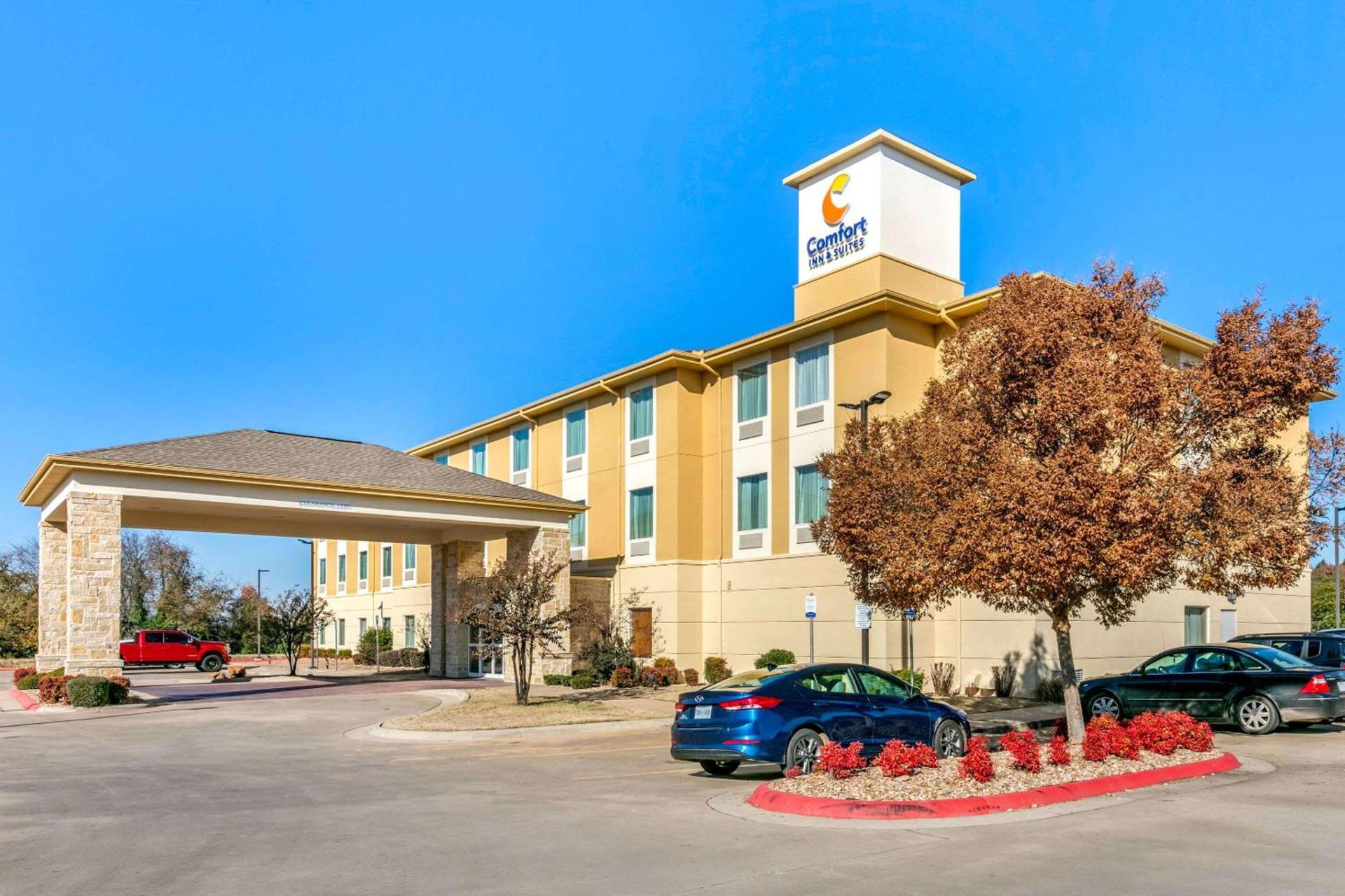 Comfort Inn & Suites Van Buren - Fort Smith — hotel in Van Buren