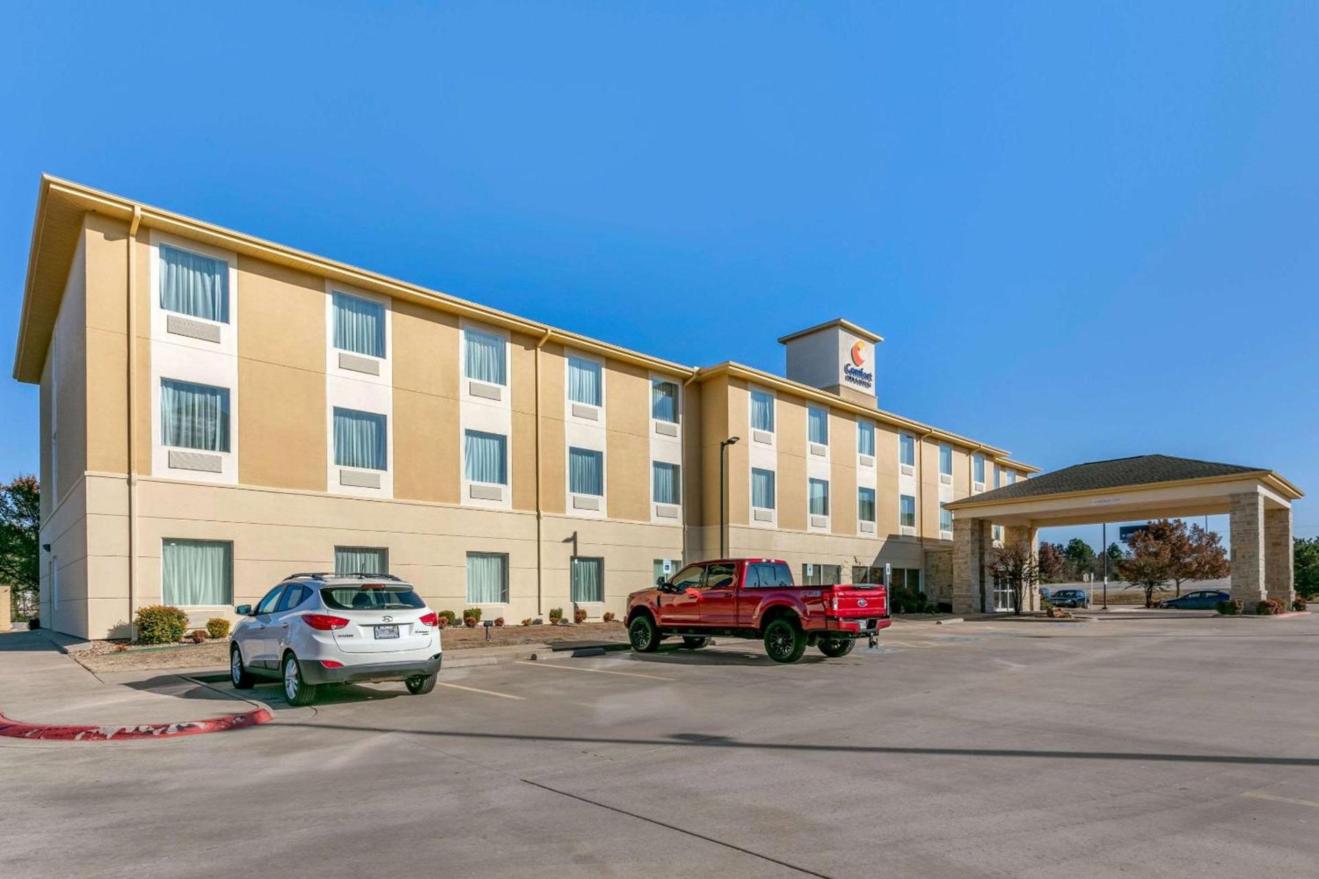 Comfort Inn & Suites Van Buren - Fort Smith photo 2