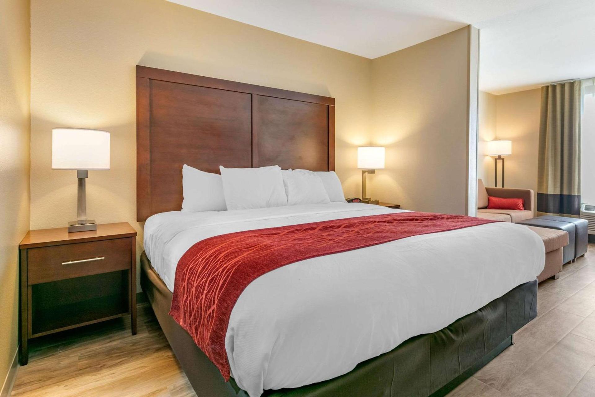 Comfort Inn & Suites Van Buren - Fort Smith photo 20