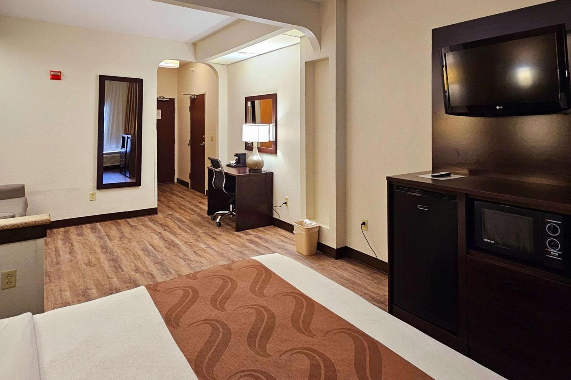 Quality Inn & Suites near St Louis and I-255 photo 8