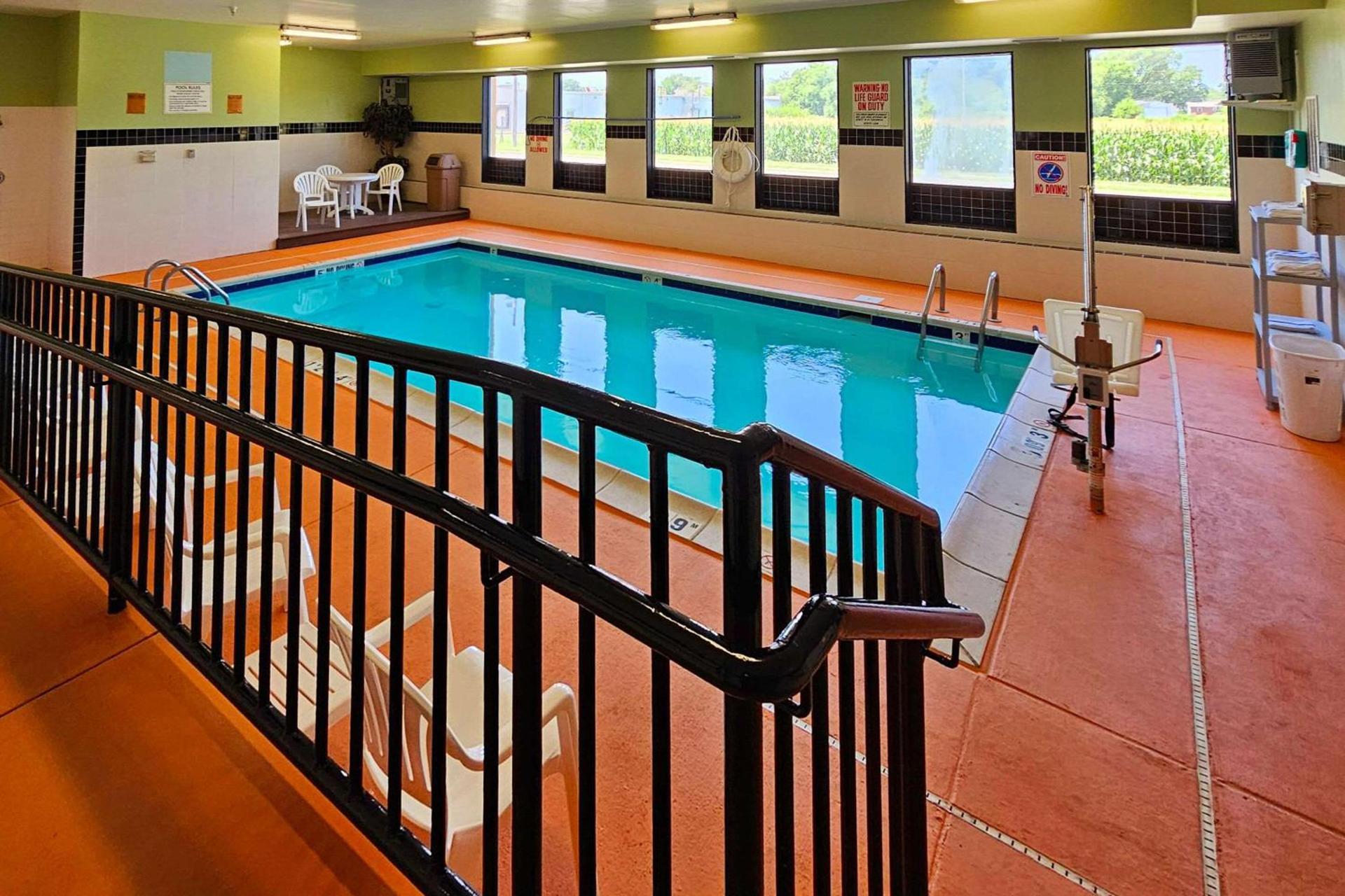 Quality Inn & Suites near St Louis and I-255 photo 11