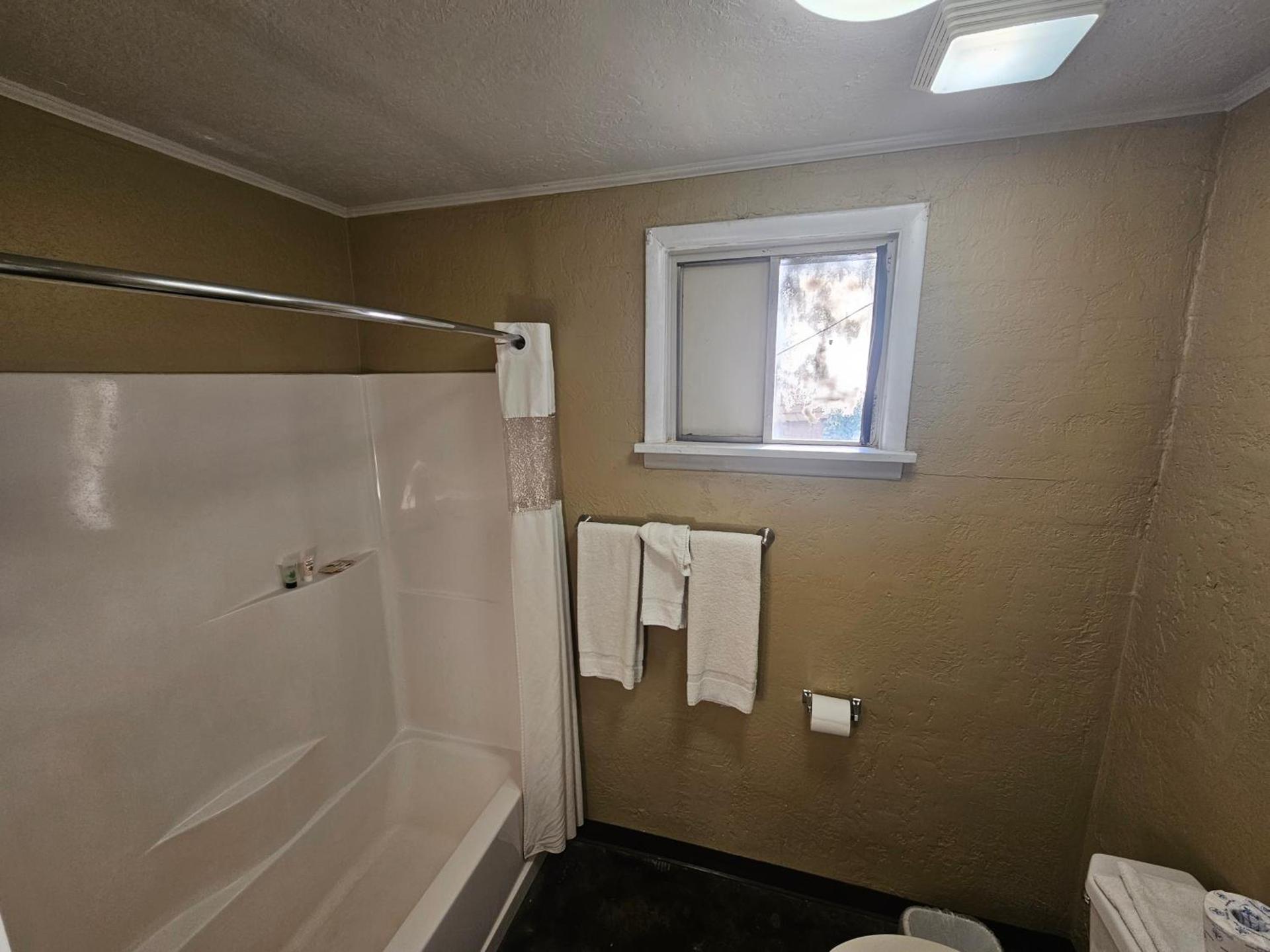 Redrock Country Inn photo 14