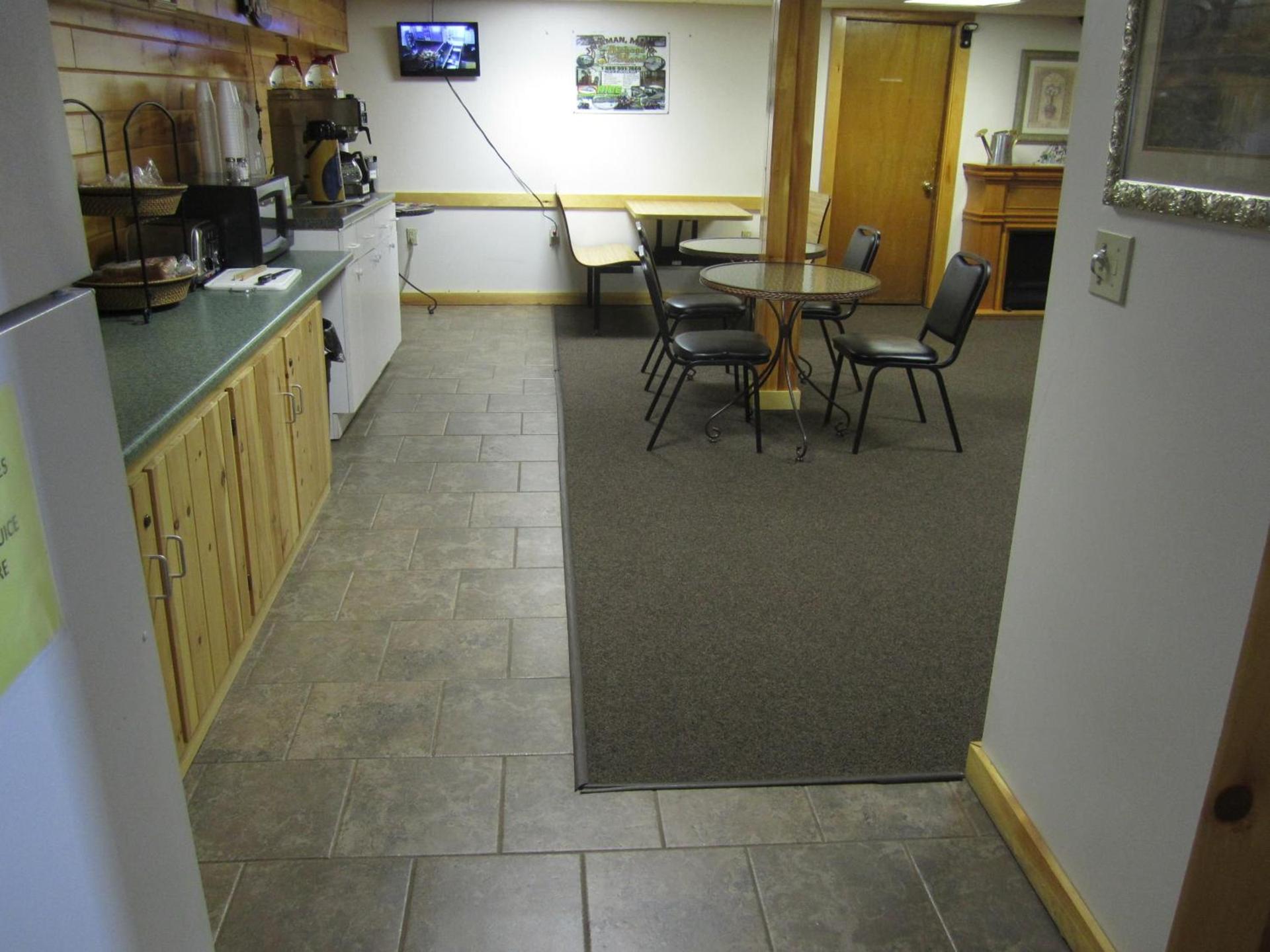 Bishops Country Inn Motel photo 5