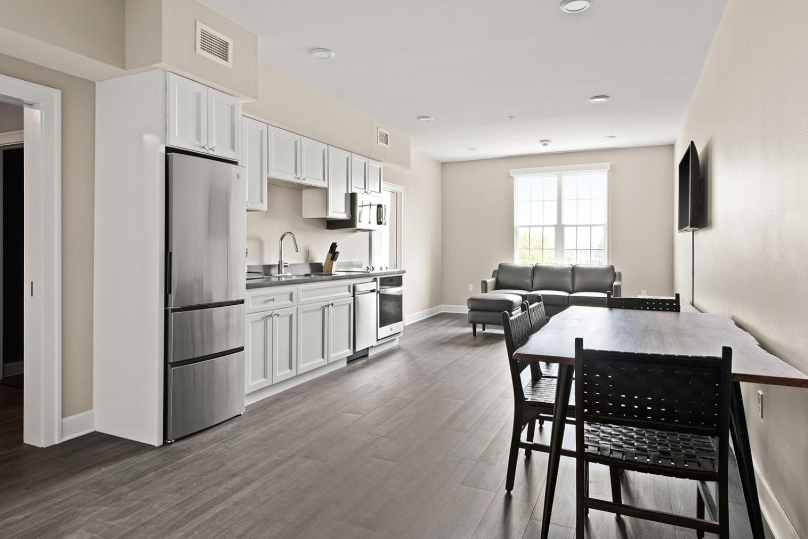 Bywater Suite Hotel photo 4