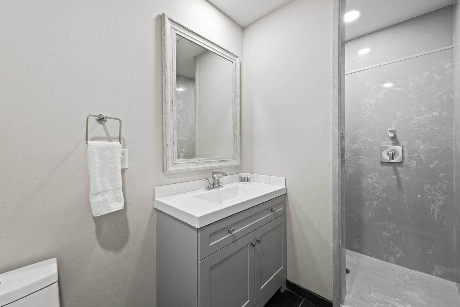 Bywater Suite Hotel photo 50