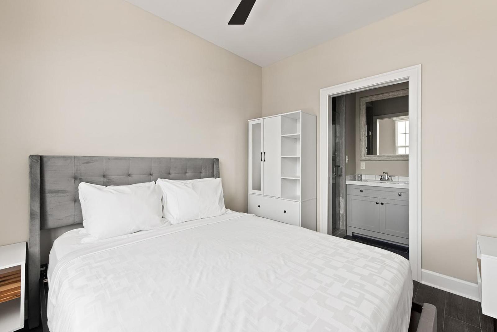 Bywater Suite Hotel photo 77