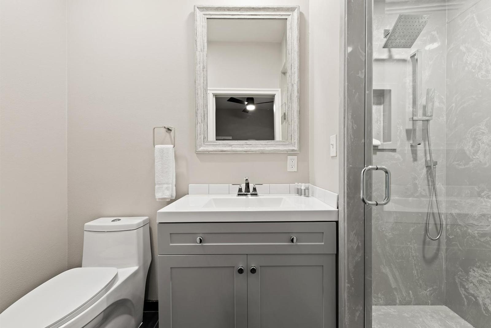 Bywater Suite Hotel photo 79