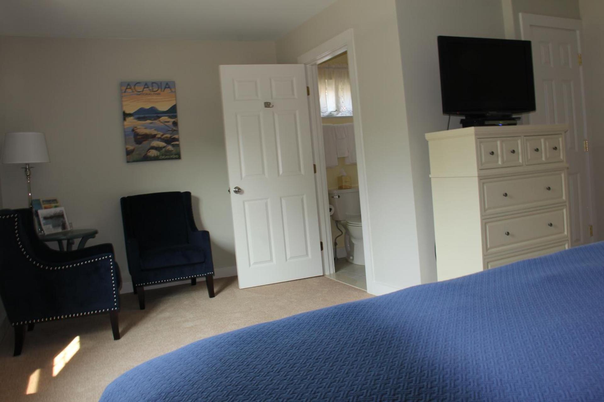 Island Place photo 19
