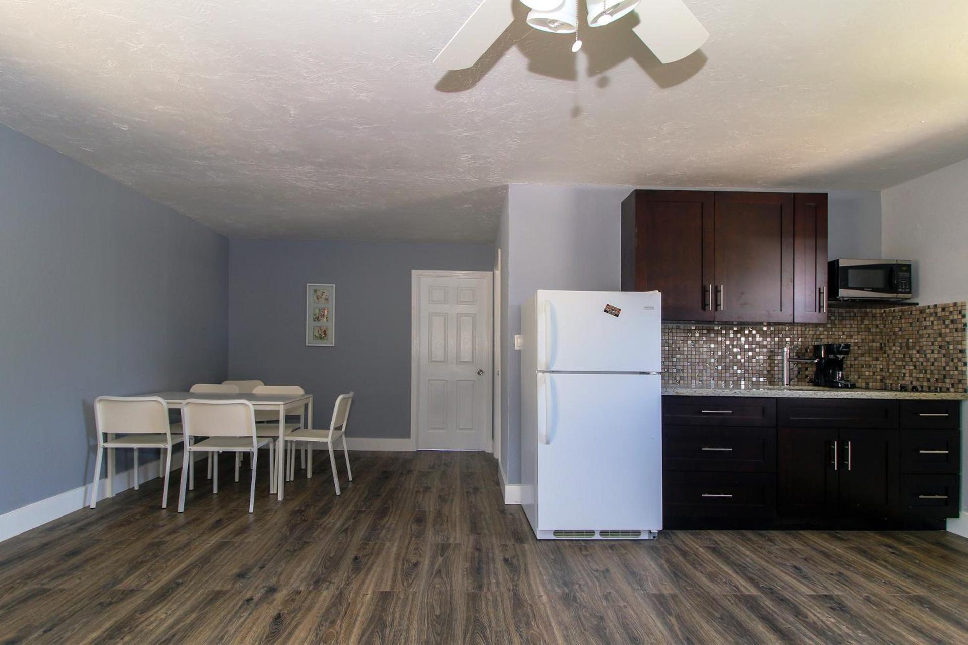 Sun Beach Inn photo 24