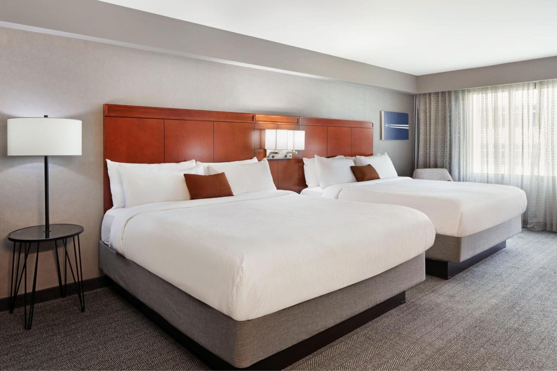 Courtyard by Marriott Los Angeles LAX / Century Boulevard photo 10