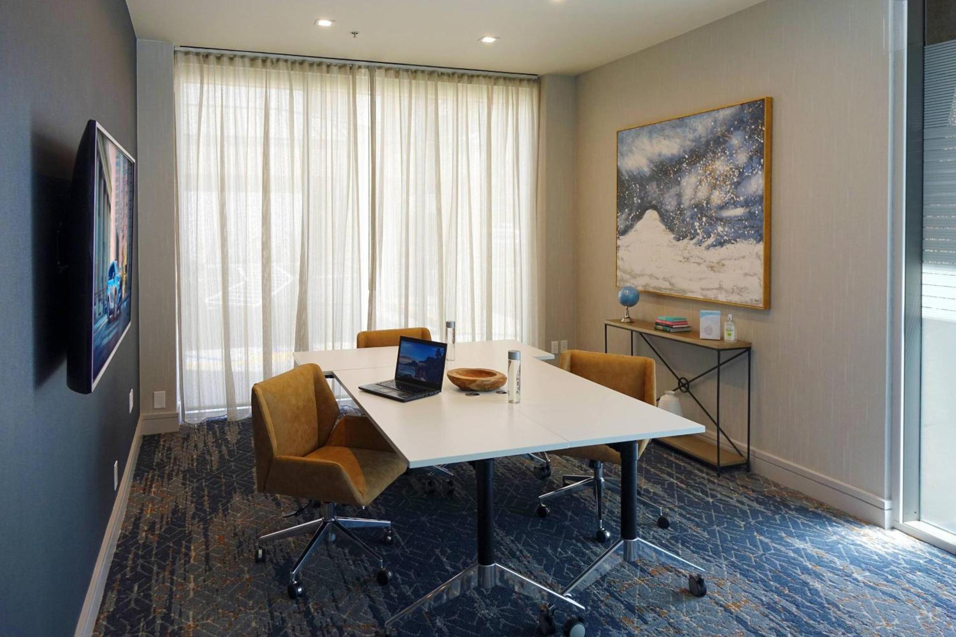Courtyard by Marriott Los Angeles LAX / Century Boulevard photo 41