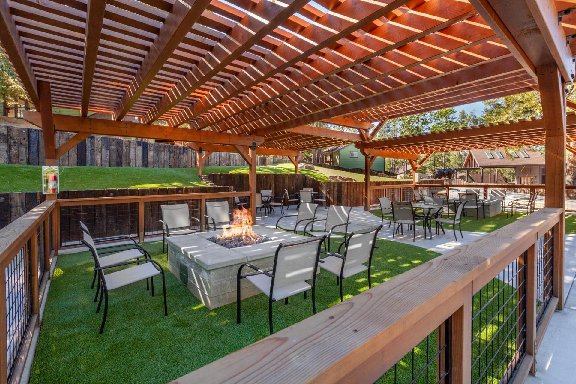 Tahquitz Pines Retreat photo 9