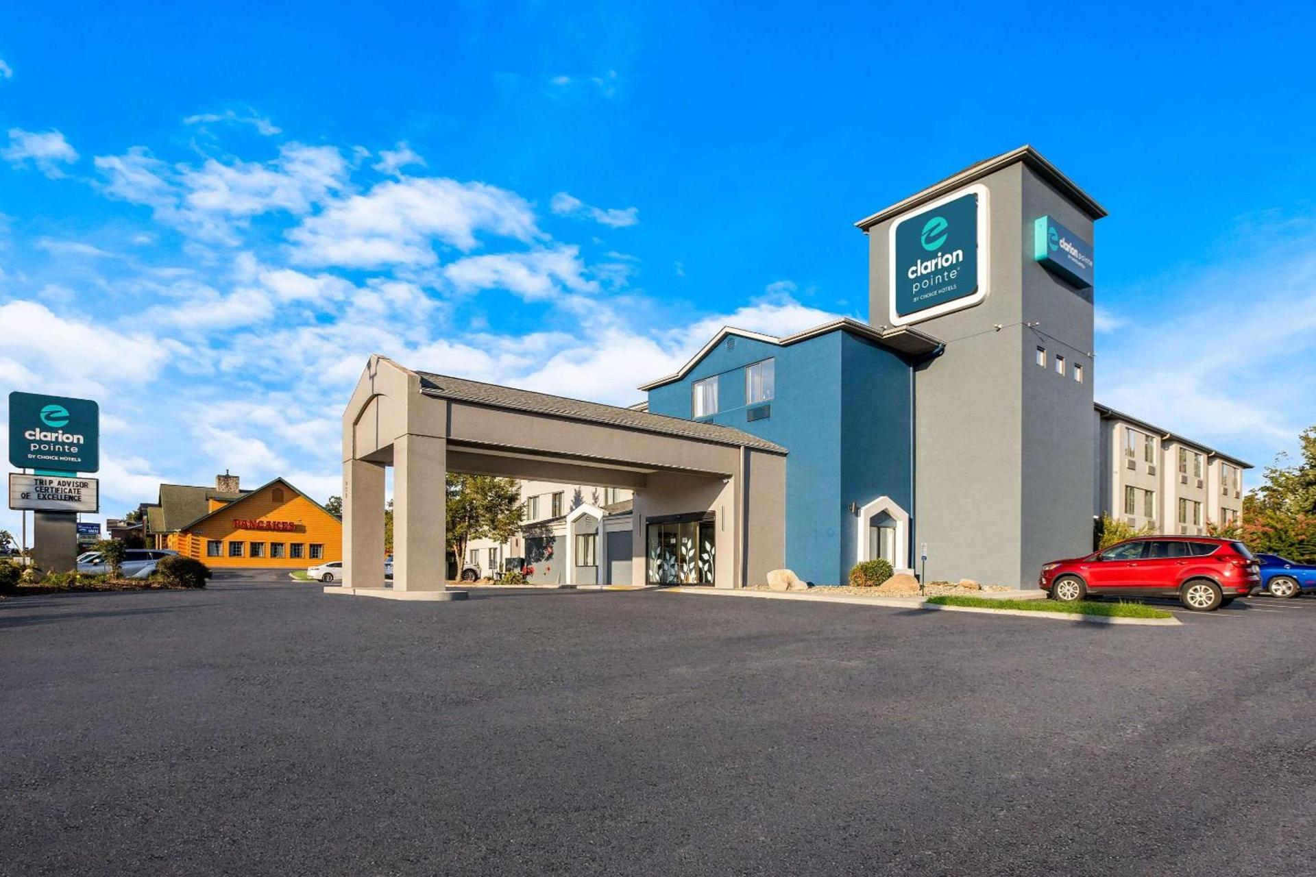 Clarion Pointe Sevierville-Pigeon Forge photo 4