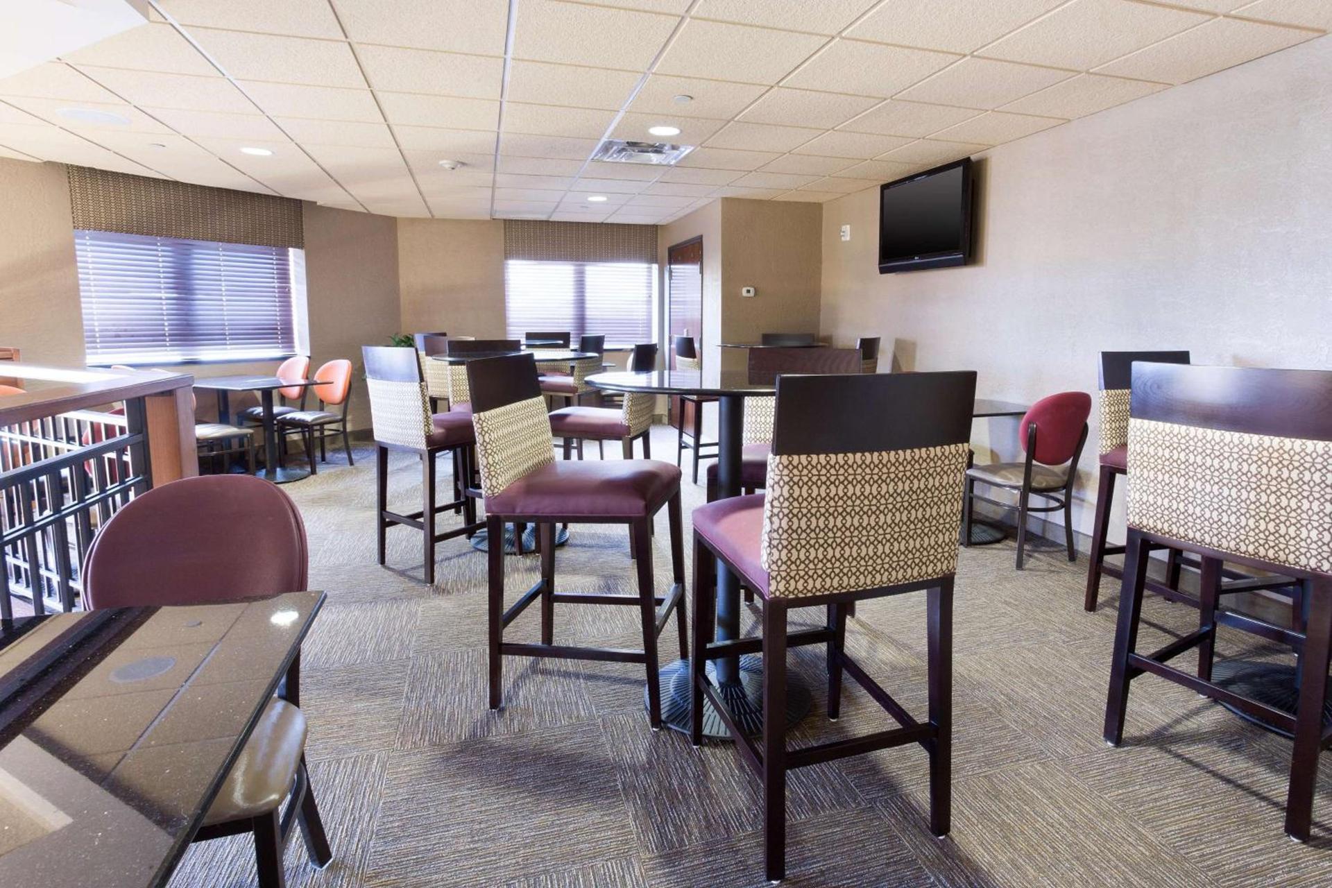 Drury Plaza Hotel Flagstaff photo 20