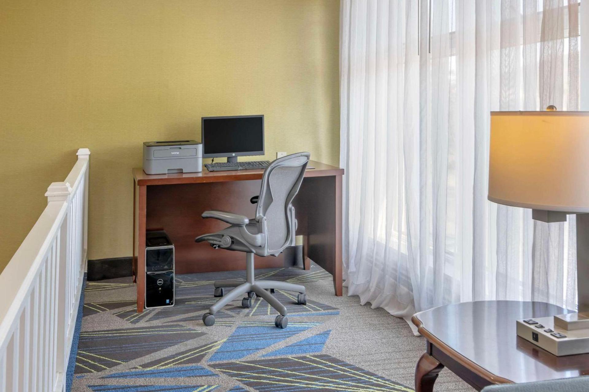 Quality Inn Lebanon - Hanover photo 30