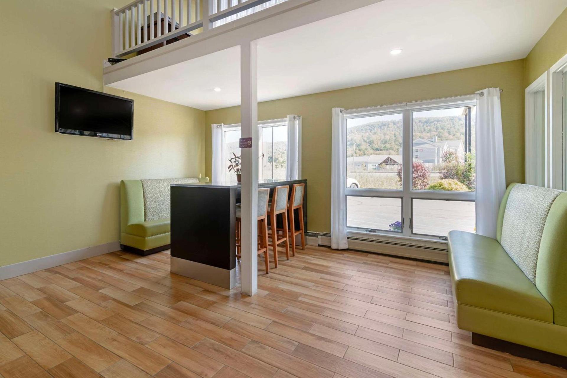 Quality Inn Lebanon - Hanover photo 22