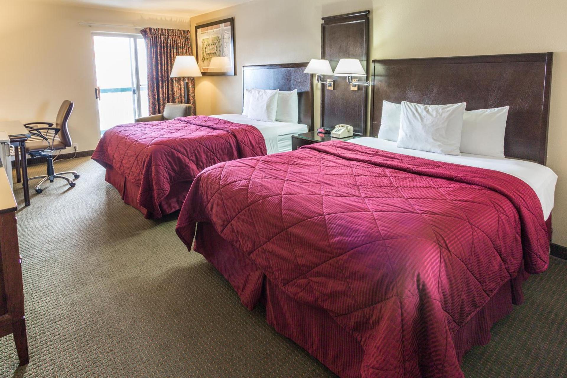 Cedars Inn photo 7