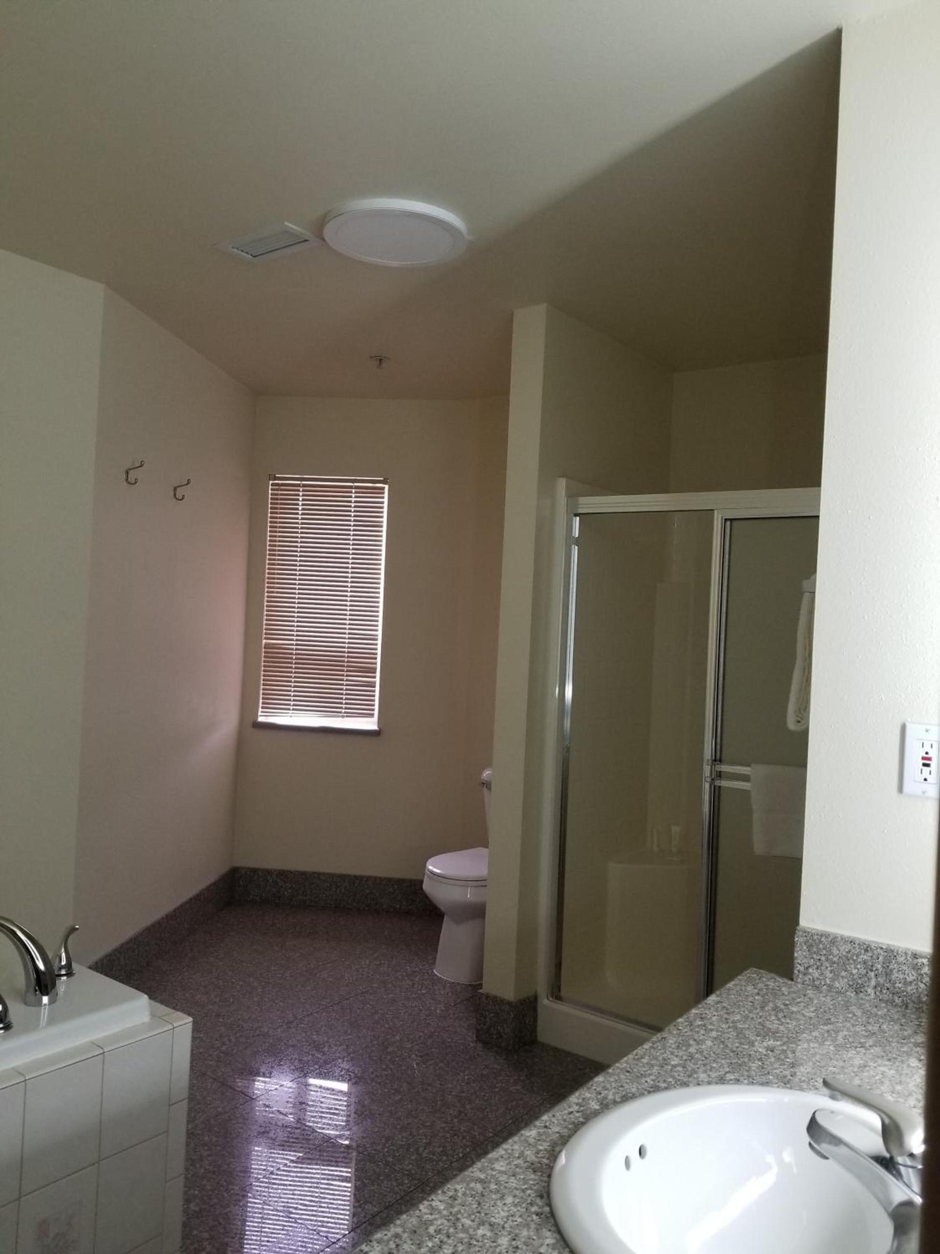 Cedars Inn photo 9
