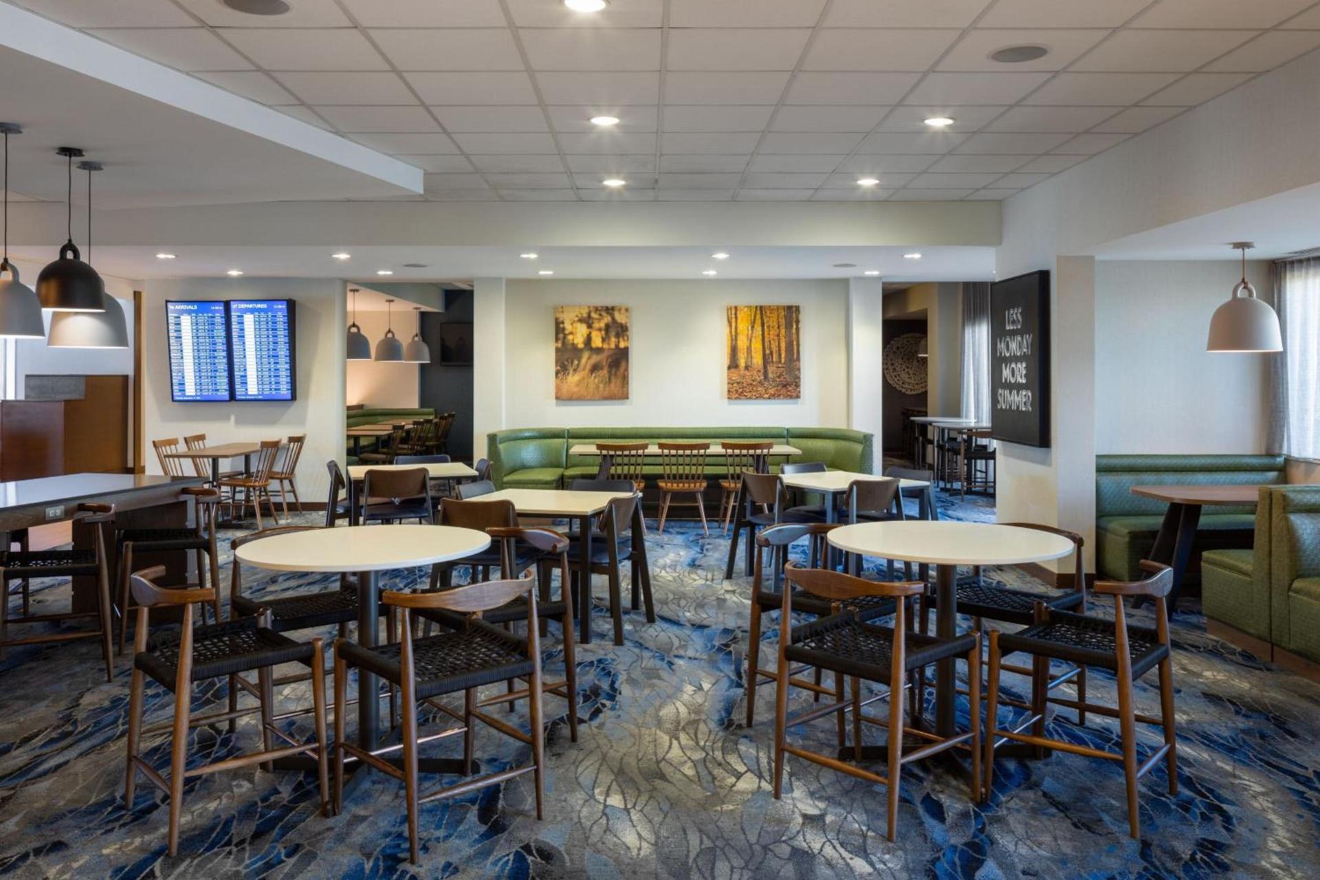 Fairfield Inn & Suites by Marriott Columbus Airport photo 28