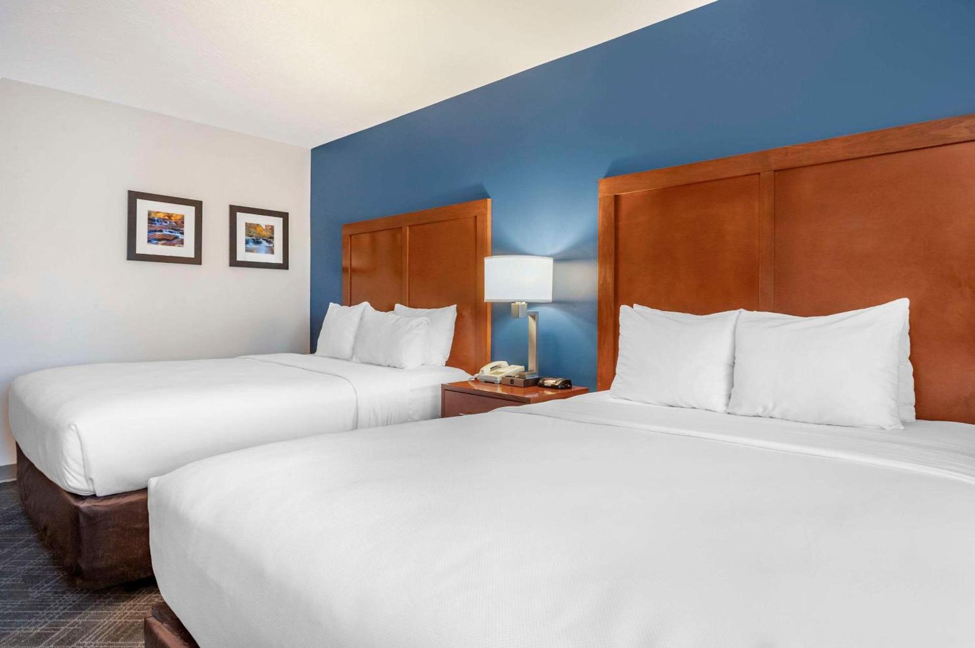Comfort Inn & Suites Beaver - Interstate 15 North photo 9