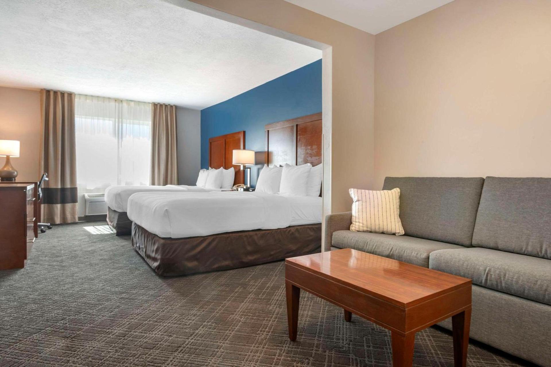Comfort Inn & Suites Beaver - Interstate 15 North photo 13