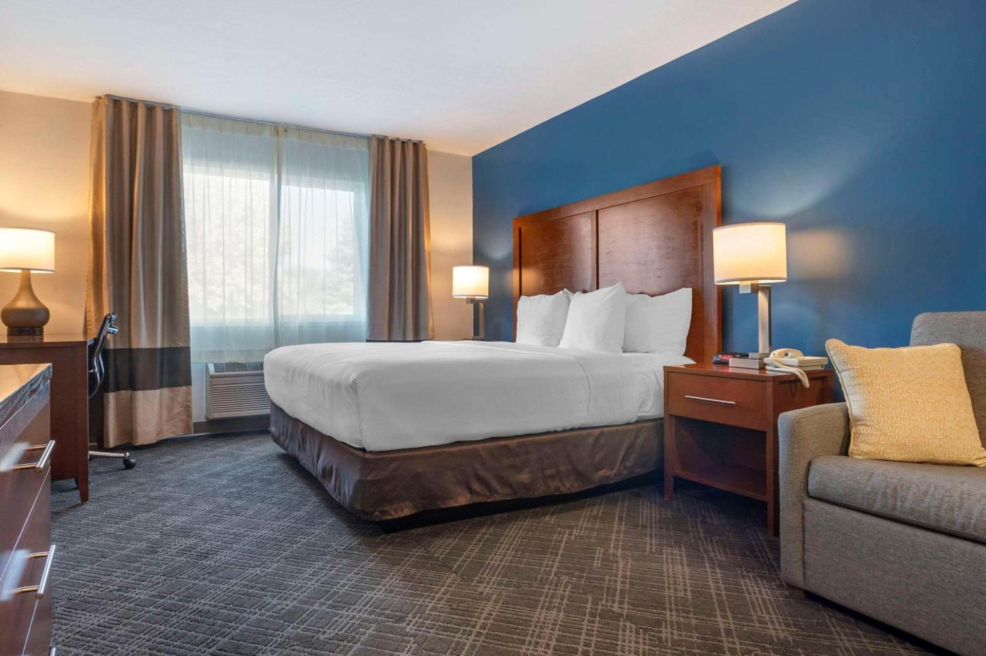 Comfort Inn & Suites Beaver - Interstate 15 North photo 25