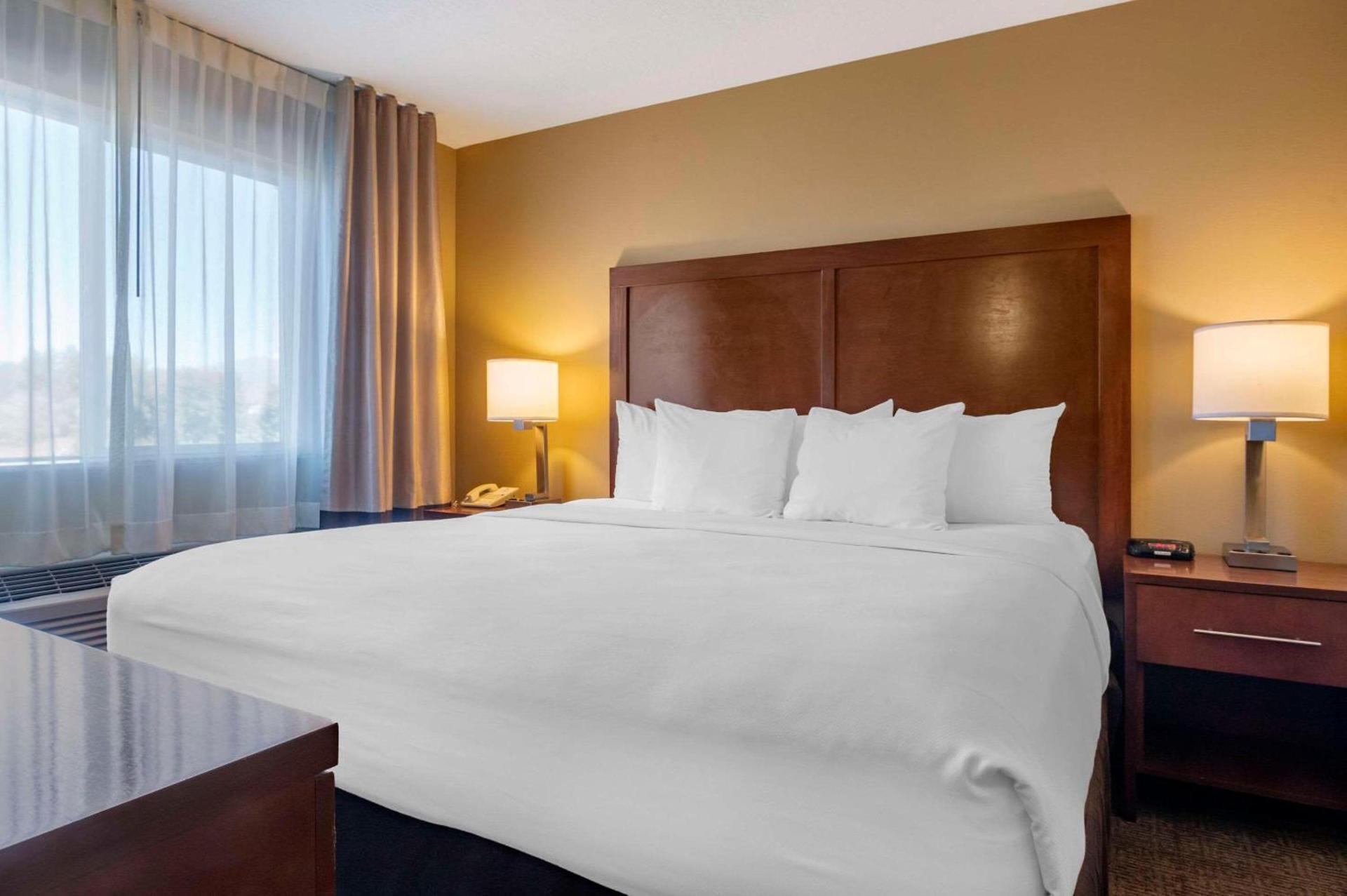Comfort Inn & Suites Beaver - Interstate 15 North photo 30