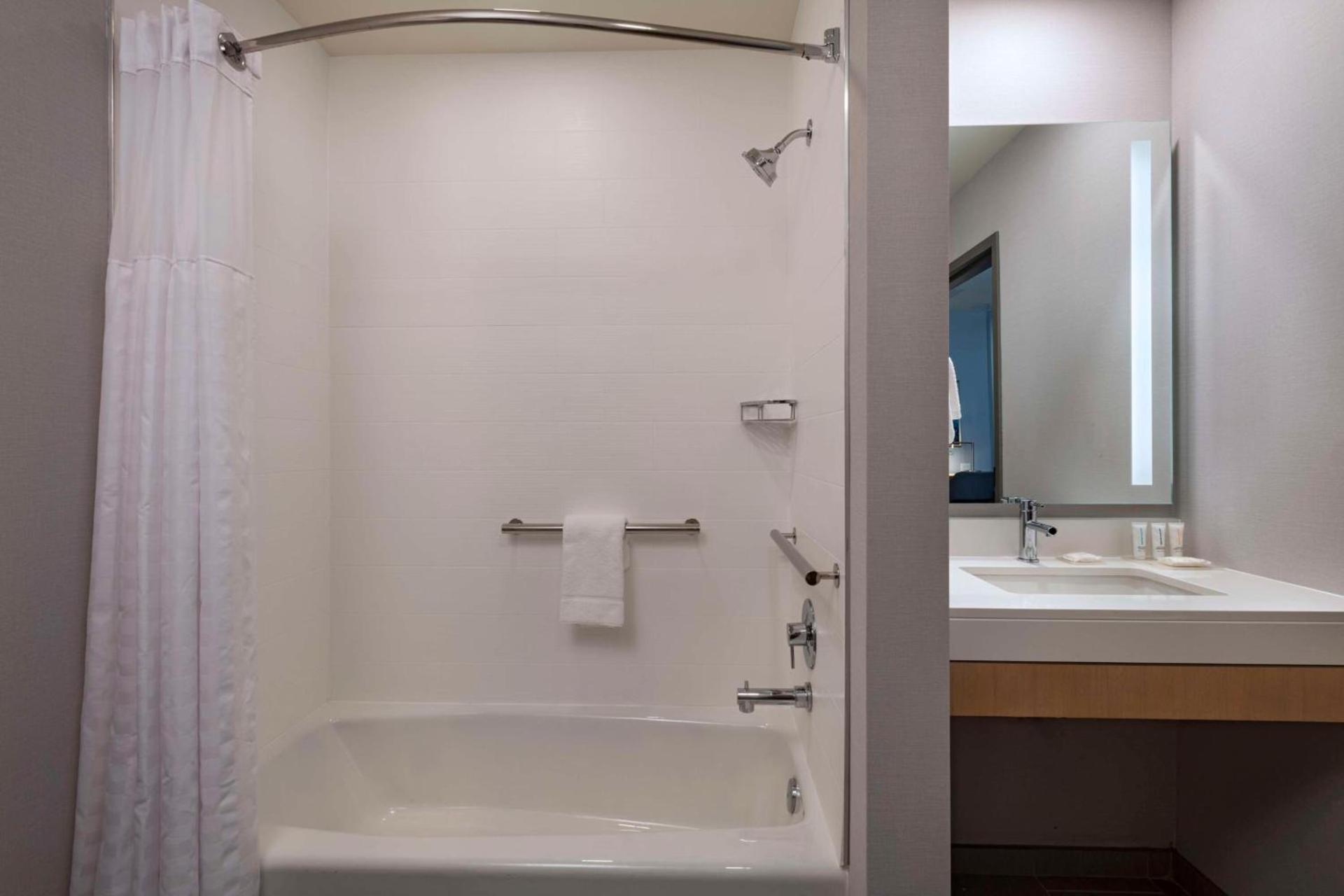 Hyatt Place Tulsa/Downtown photo 26