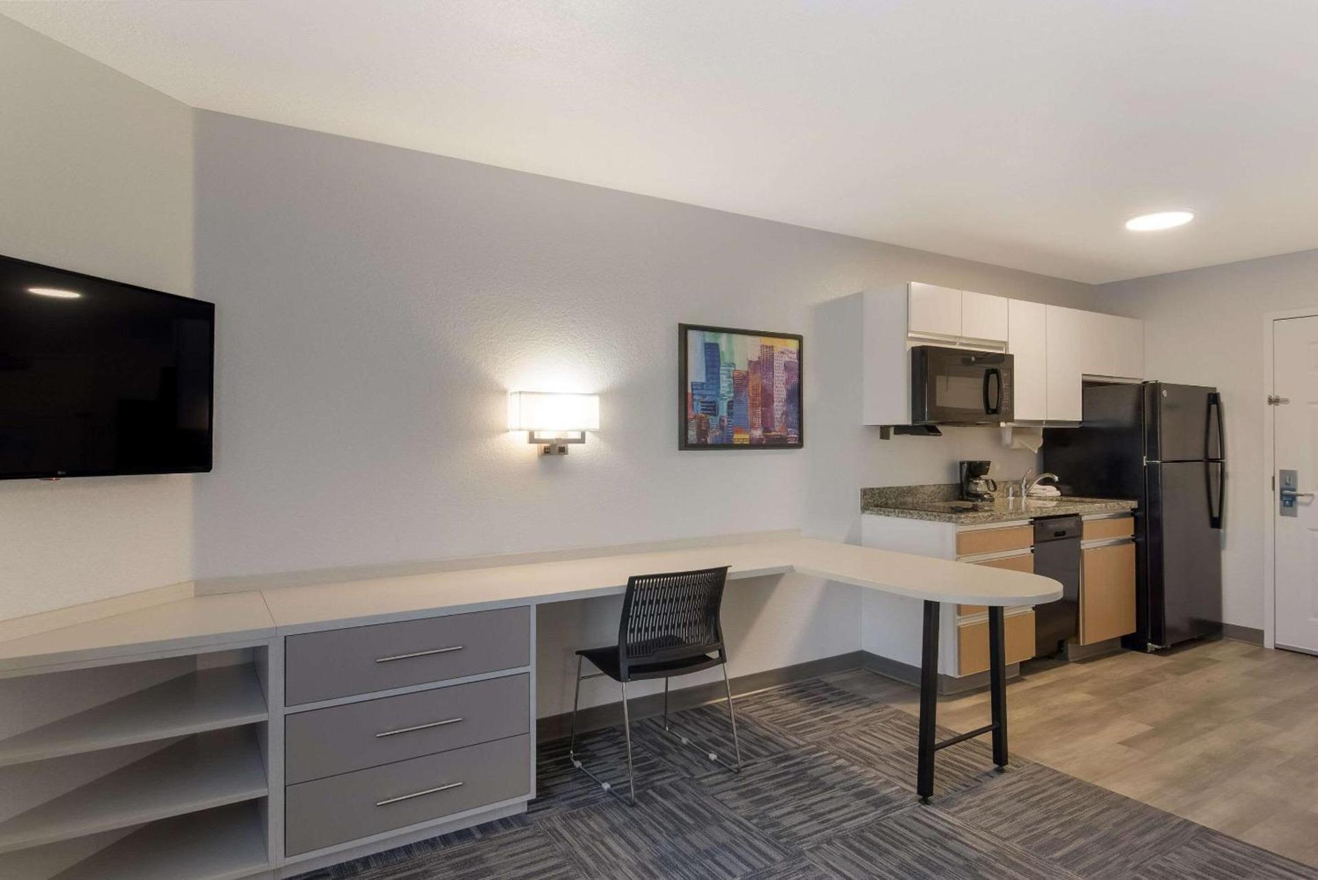 MainStay Suites Denver Tech Center photo 18