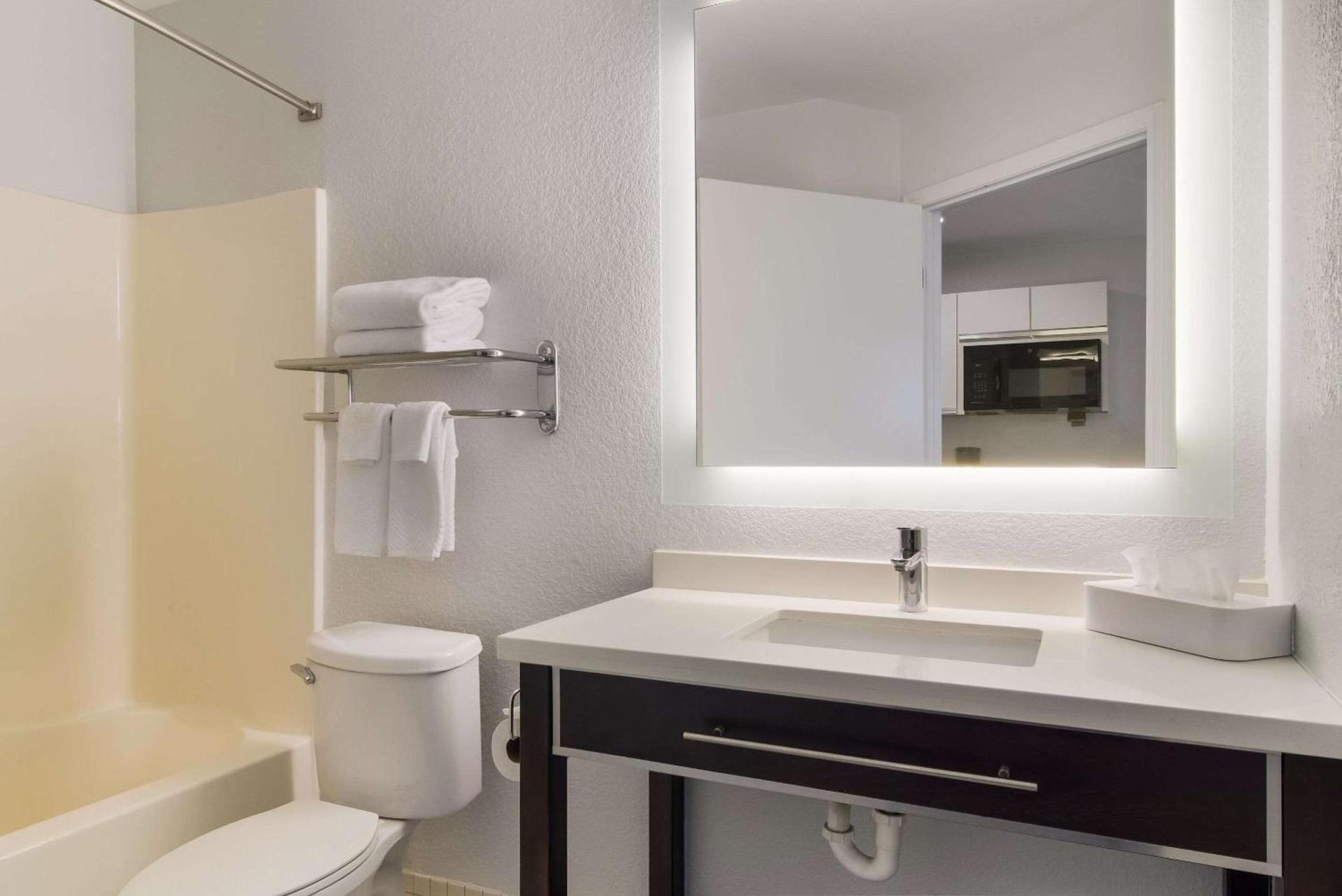 MainStay Suites Denver Tech Center photo 21