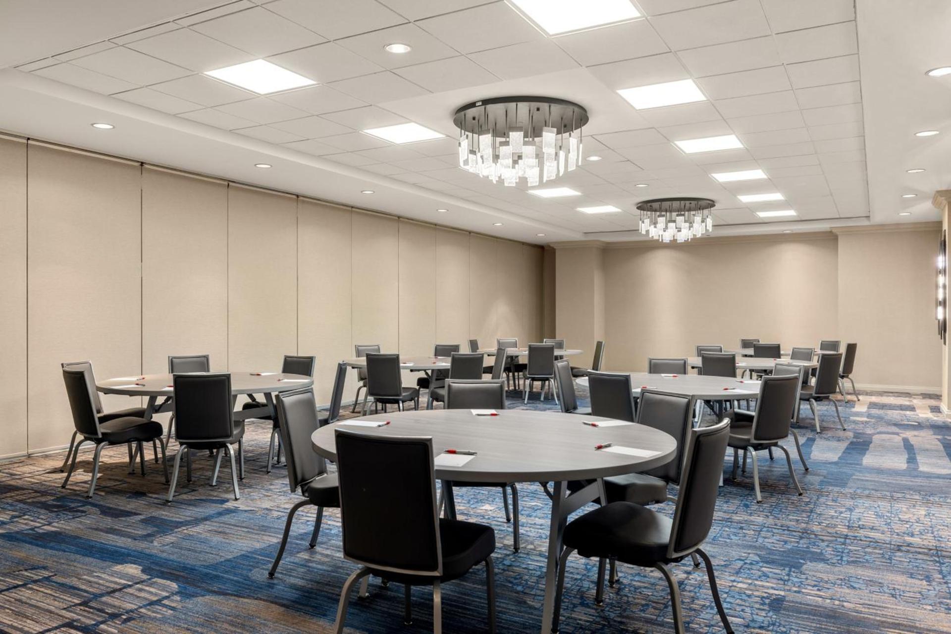 Chicago Marriott Downtown Magnificent Mile photo 90